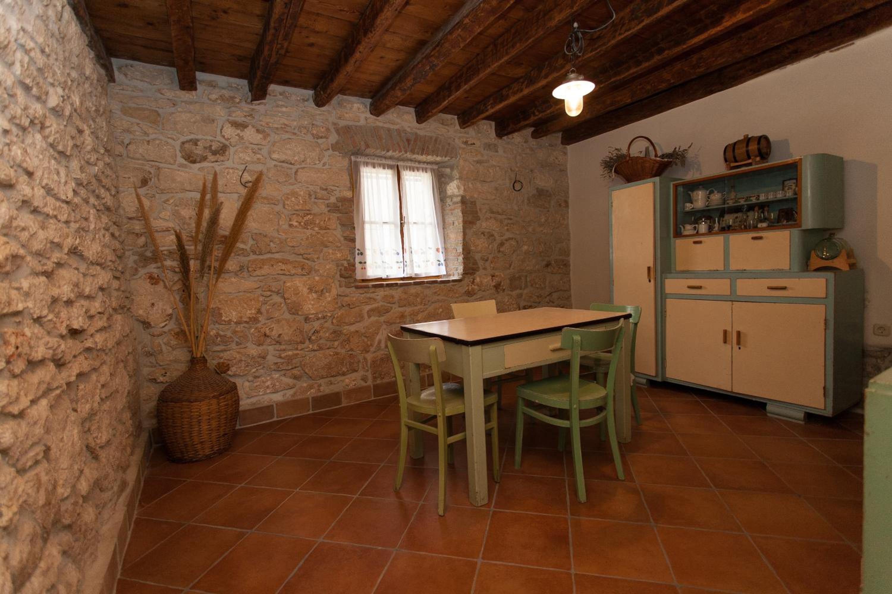 Holiday Home Mihovilovic view 3