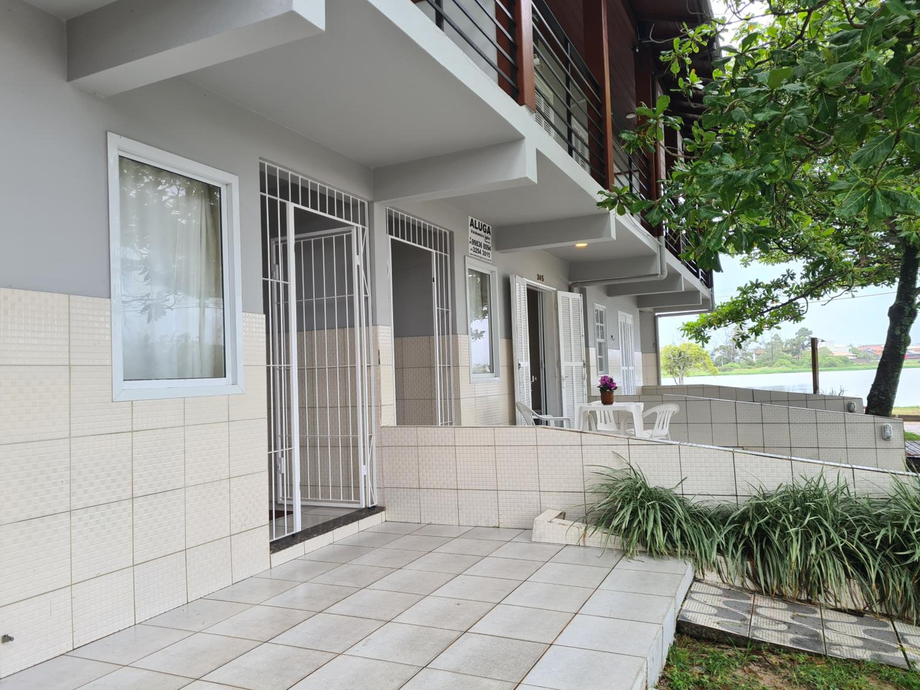 Casa perto da Praia com Vista para Lagoa - Garopaba