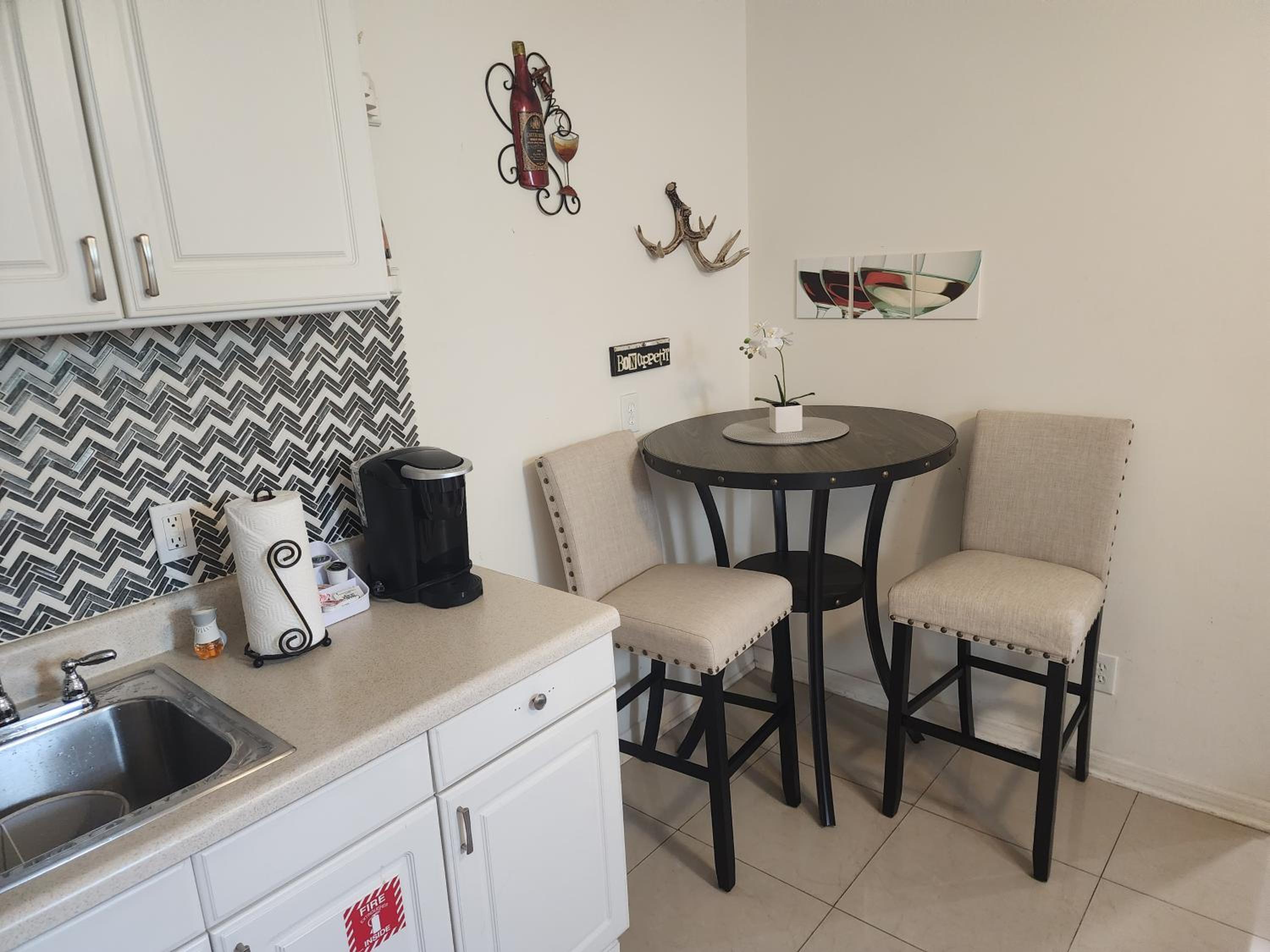 Old Town Suites