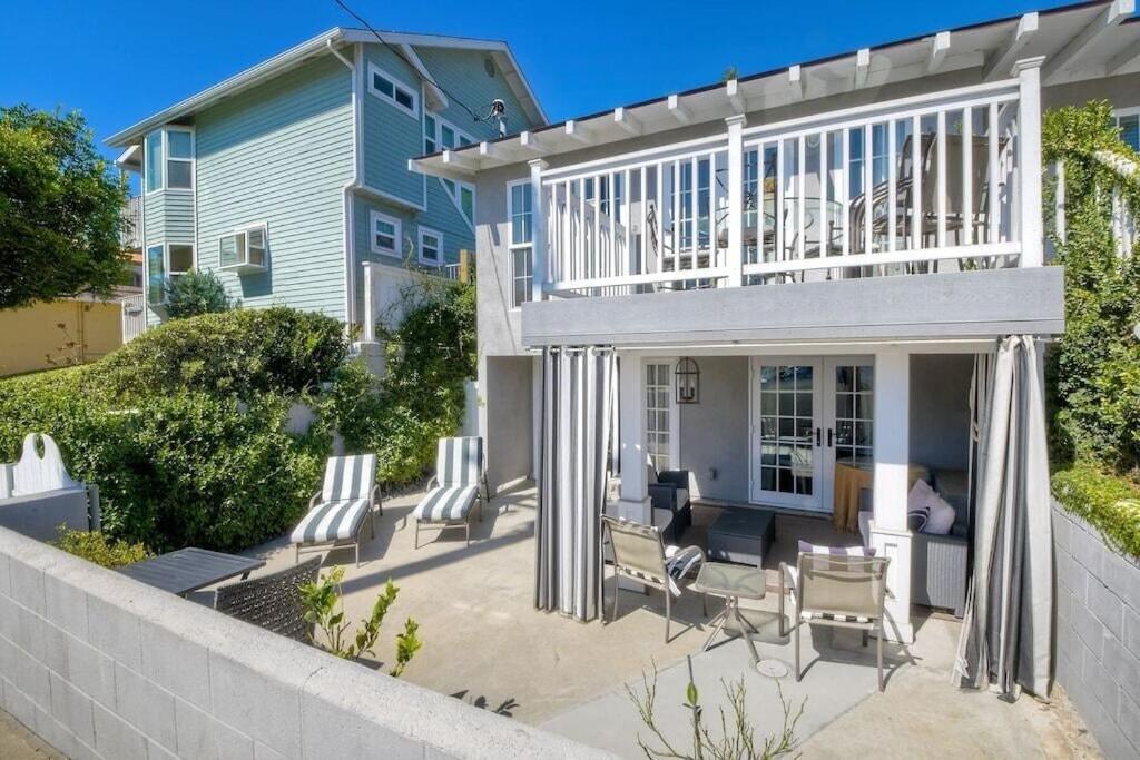 Remodeled Beach Bungalow, Block to the Beach view 4