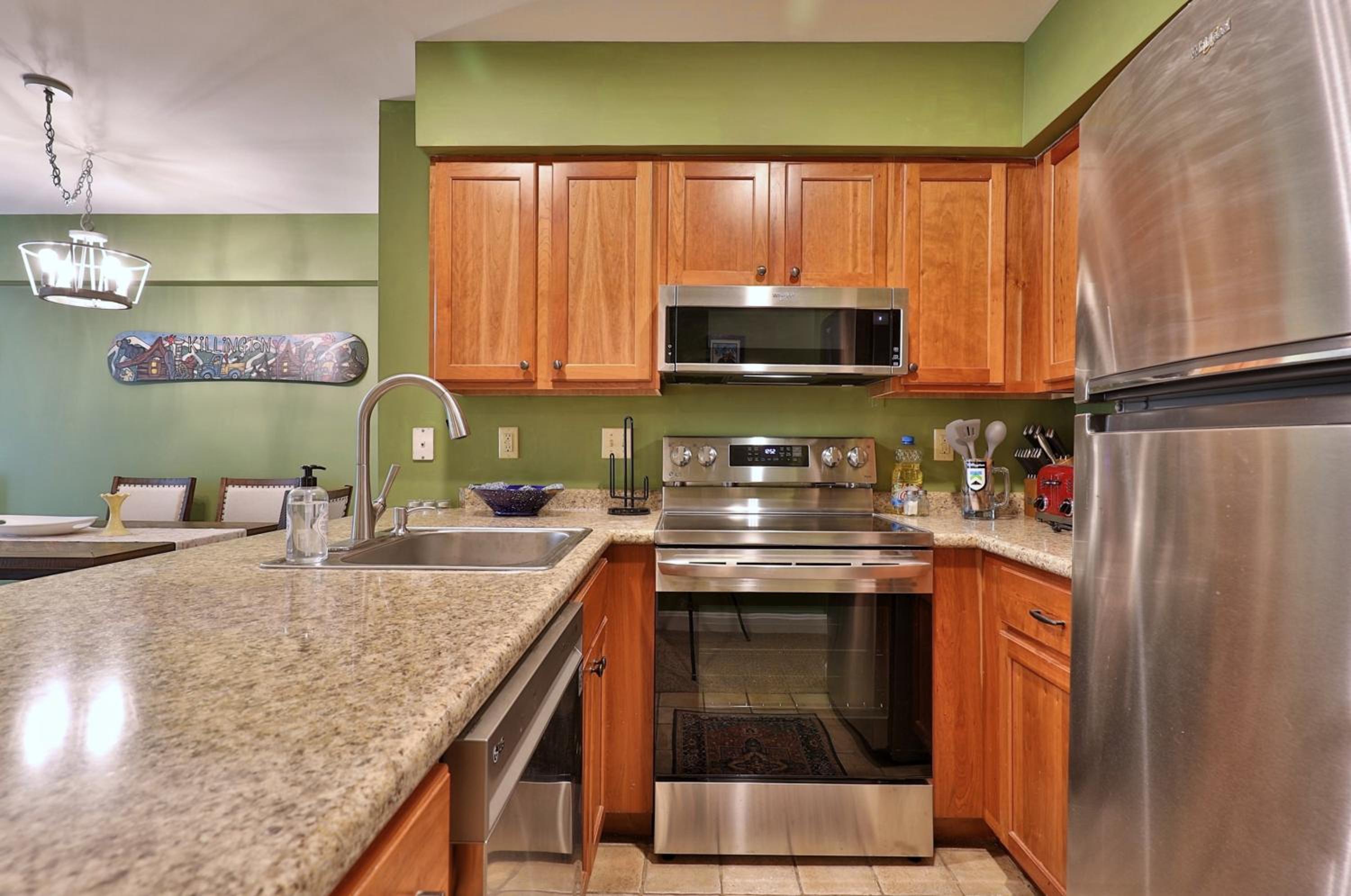 The Pico Escape- 3BR 2BA Ski On Ski Off at Pico Mountain, Close to Killington, condo view 3