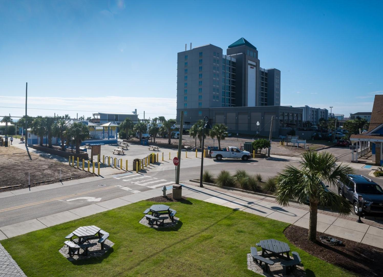Pet Friendly Oceanview - Near Boardwalk view 4