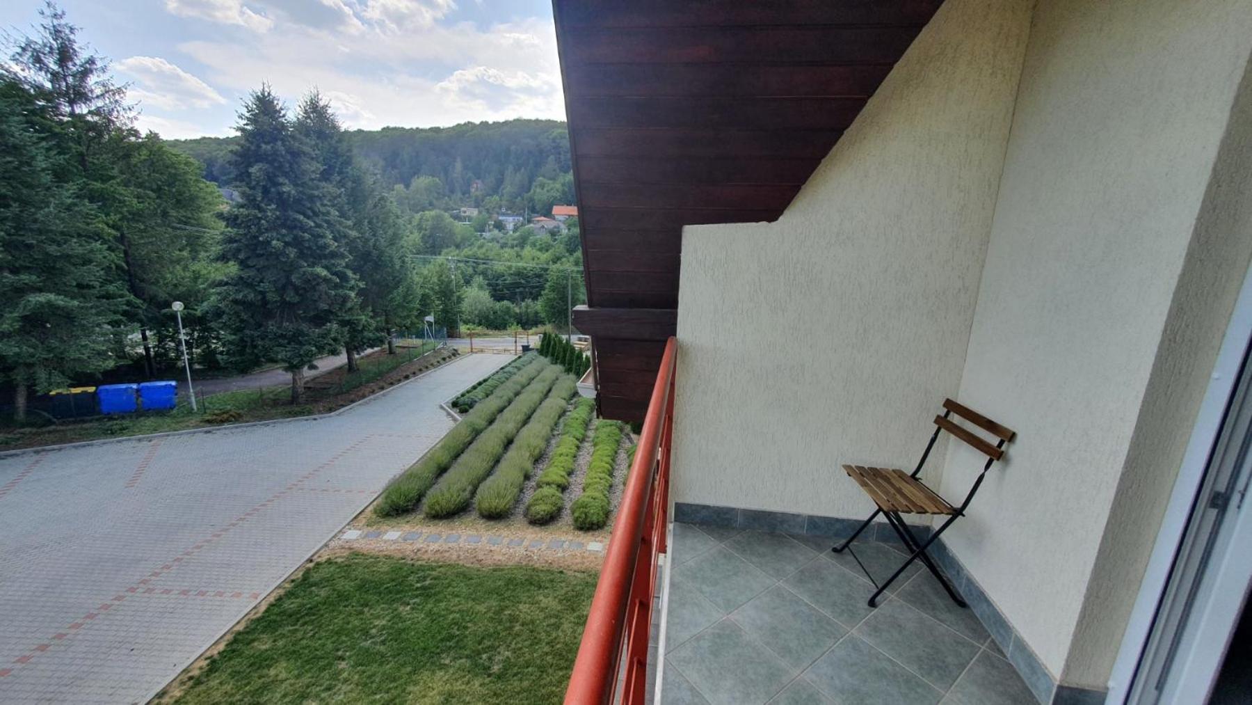 Levendula Apartman Bükkszentkereszt view 3