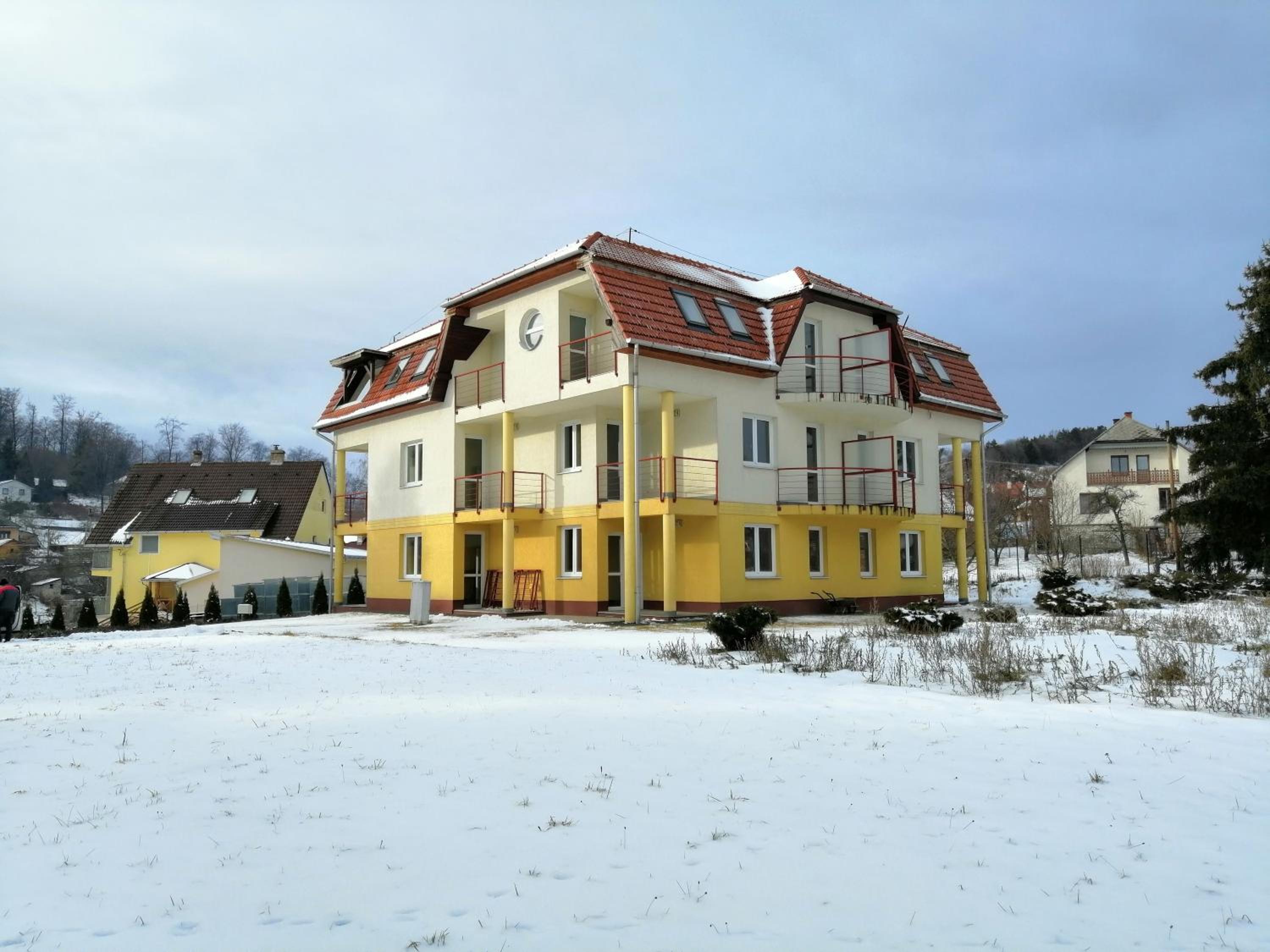 Levendula Apartman Bükkszentkereszt view 5