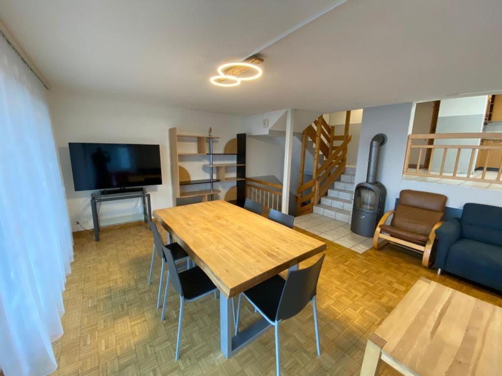Lake View Apartment -14