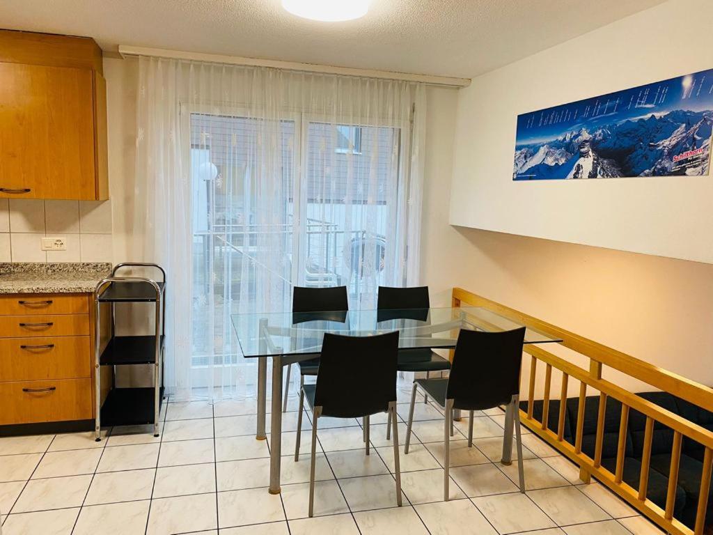 Lake View Apartment -14