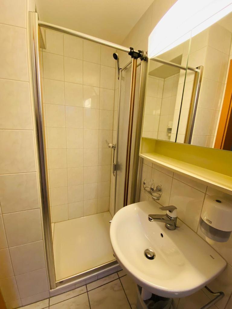 Lake View Apartment -14