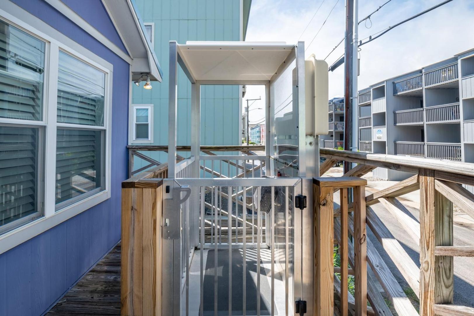 Oceanfront Carolina Beach House - Dogs Allowed -Near Boardwalk