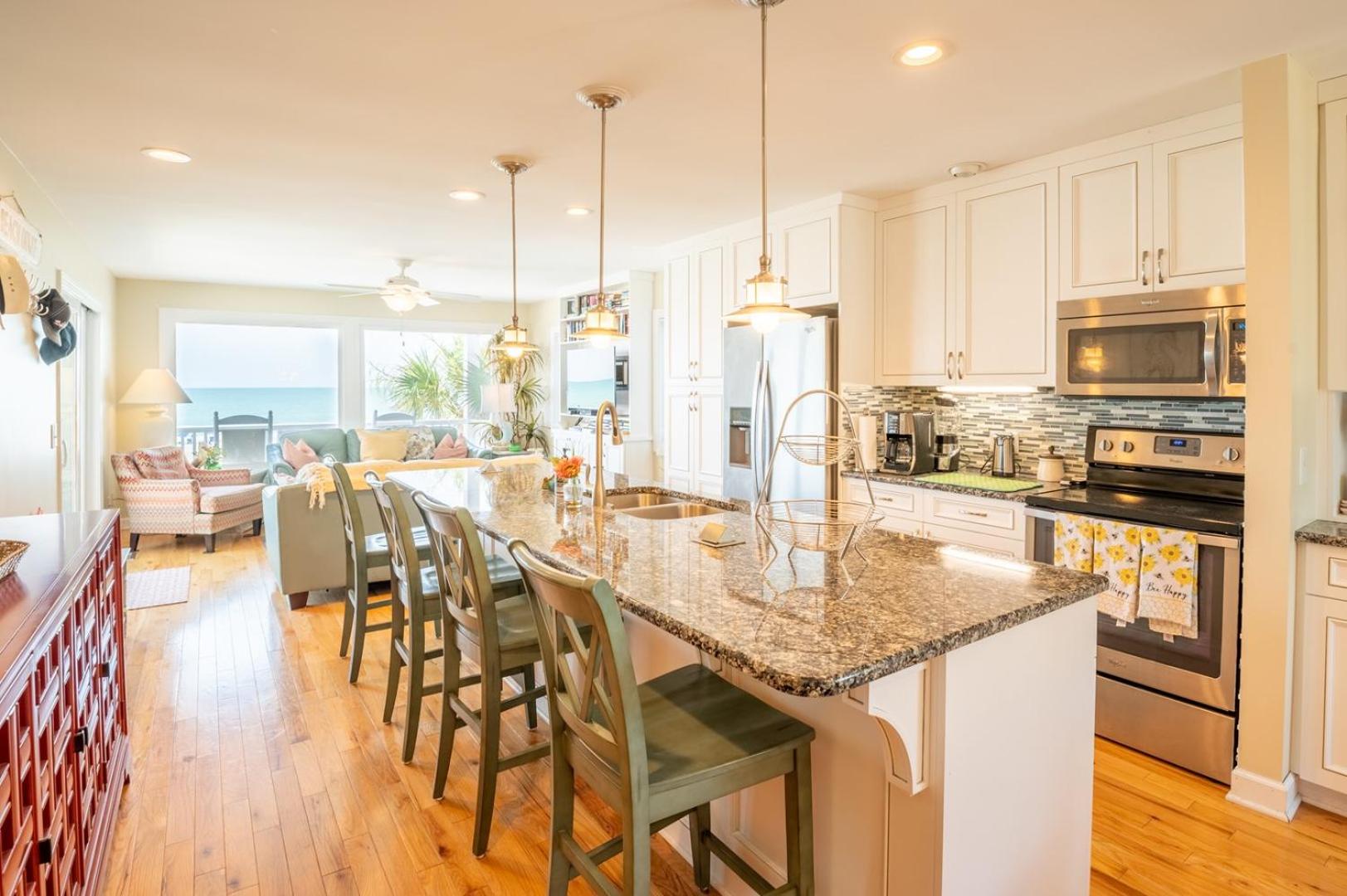 Oceanfront - Wraparound Porch