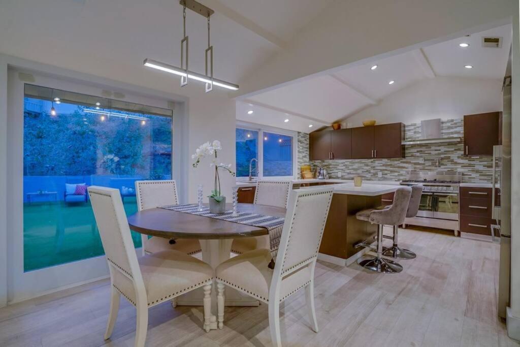 Hollywood Hills Retreat: Private GYM & STEAM ROOM
