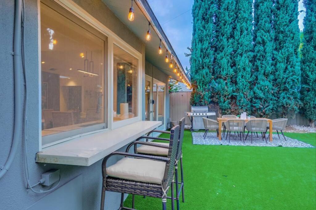 Hollywood Hills Retreat: Private GYM & STEAM ROOM