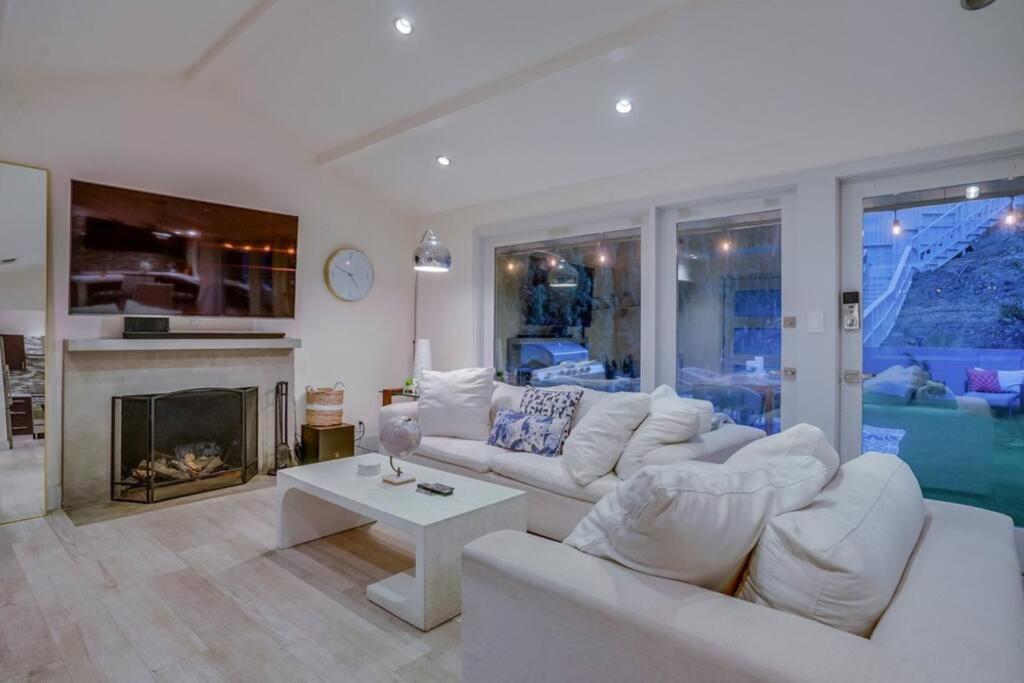 Hollywood Hills Retreat: Private GYM & STEAM ROOM