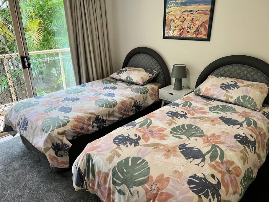 Santa Monica Apartments - Hosted by Burleigh Letting