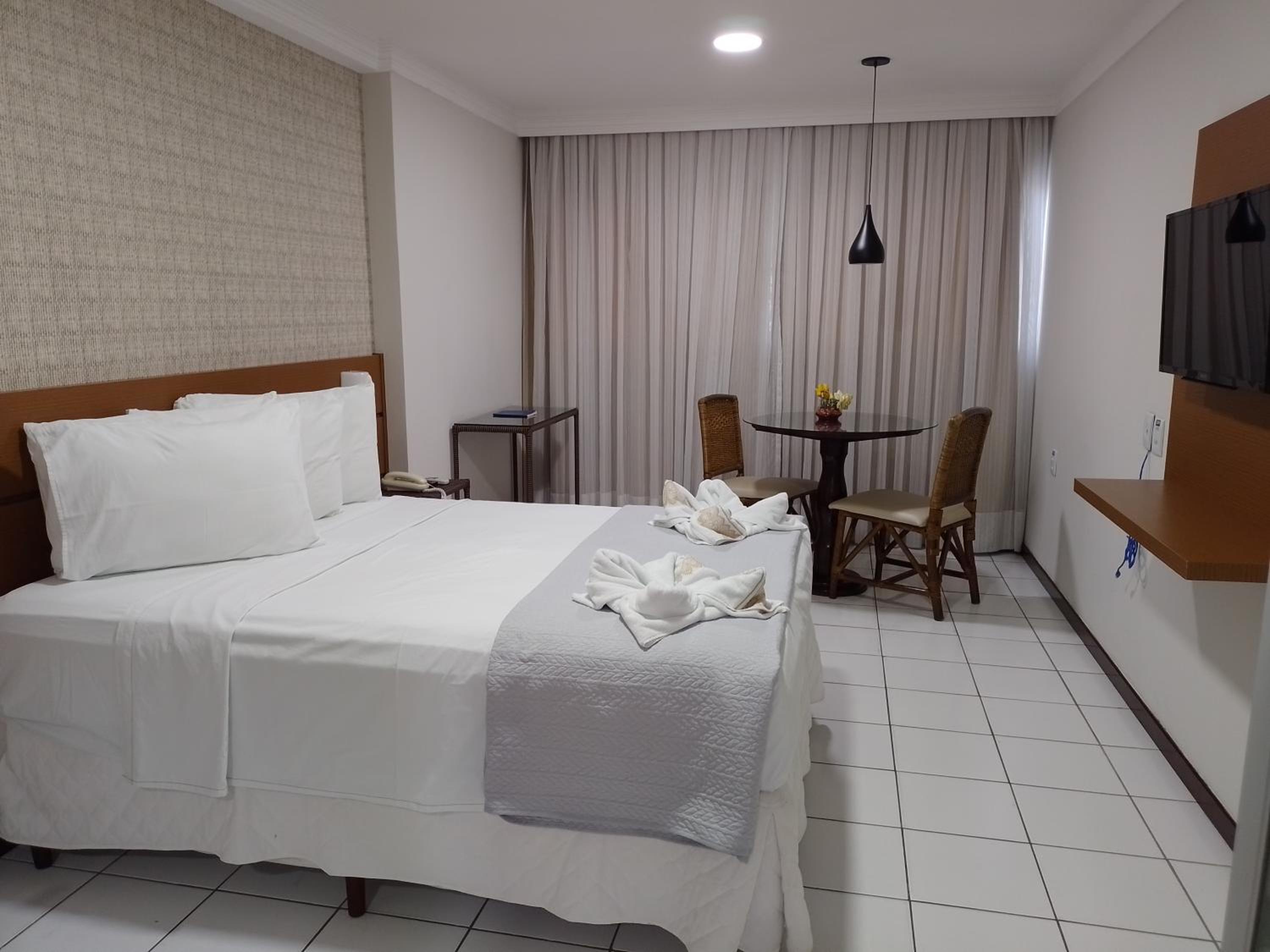 PONTA NEGRA FLAT APART