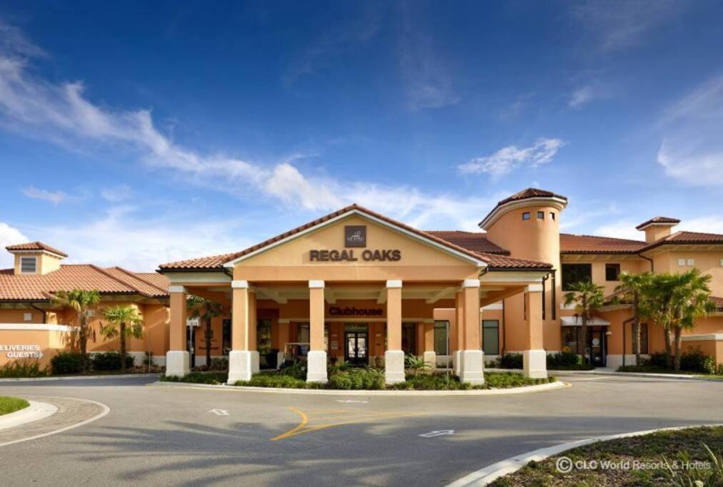 Regal Oaks Mins to Disney