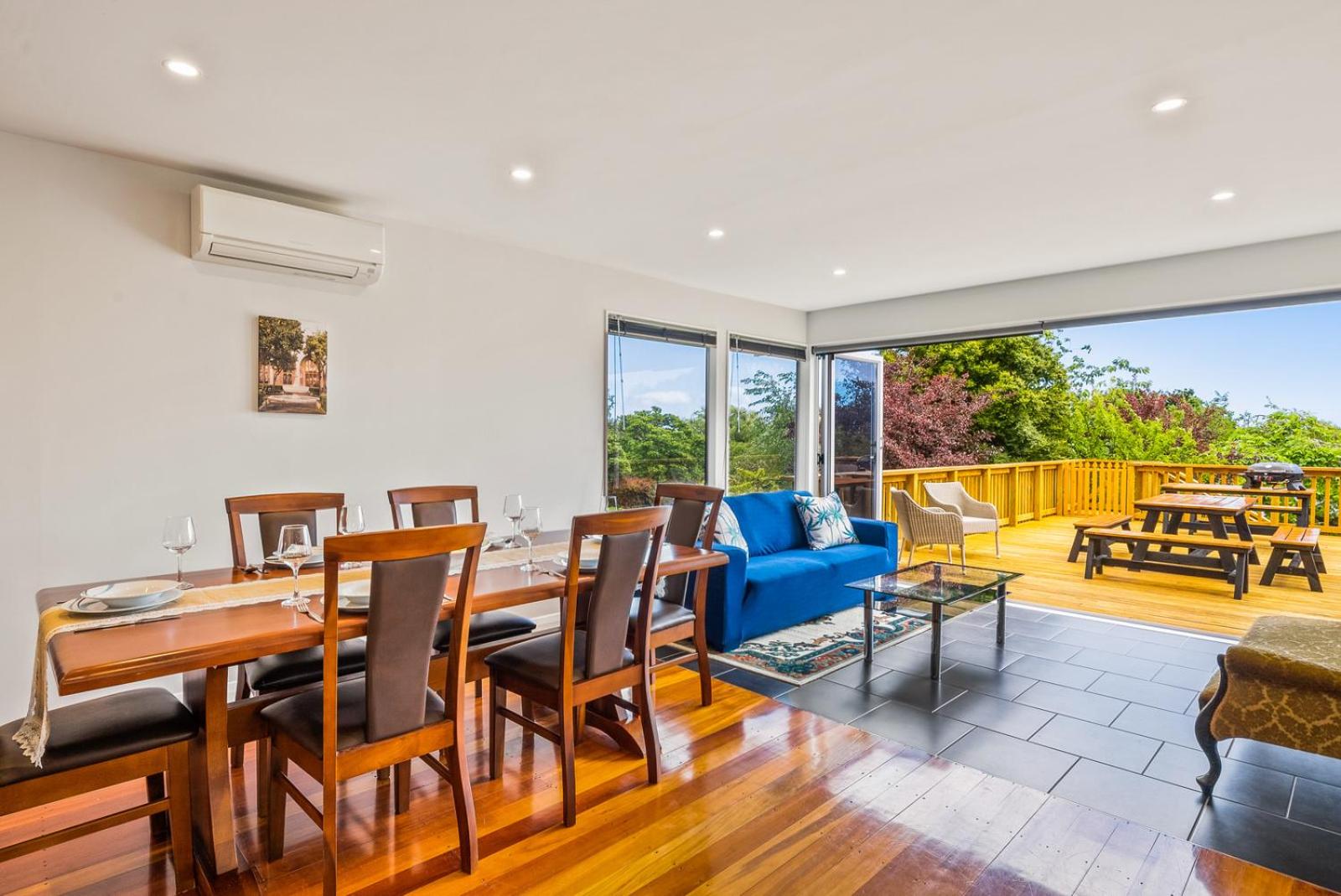Winara Winner - Waikanae Holiday Home view 2