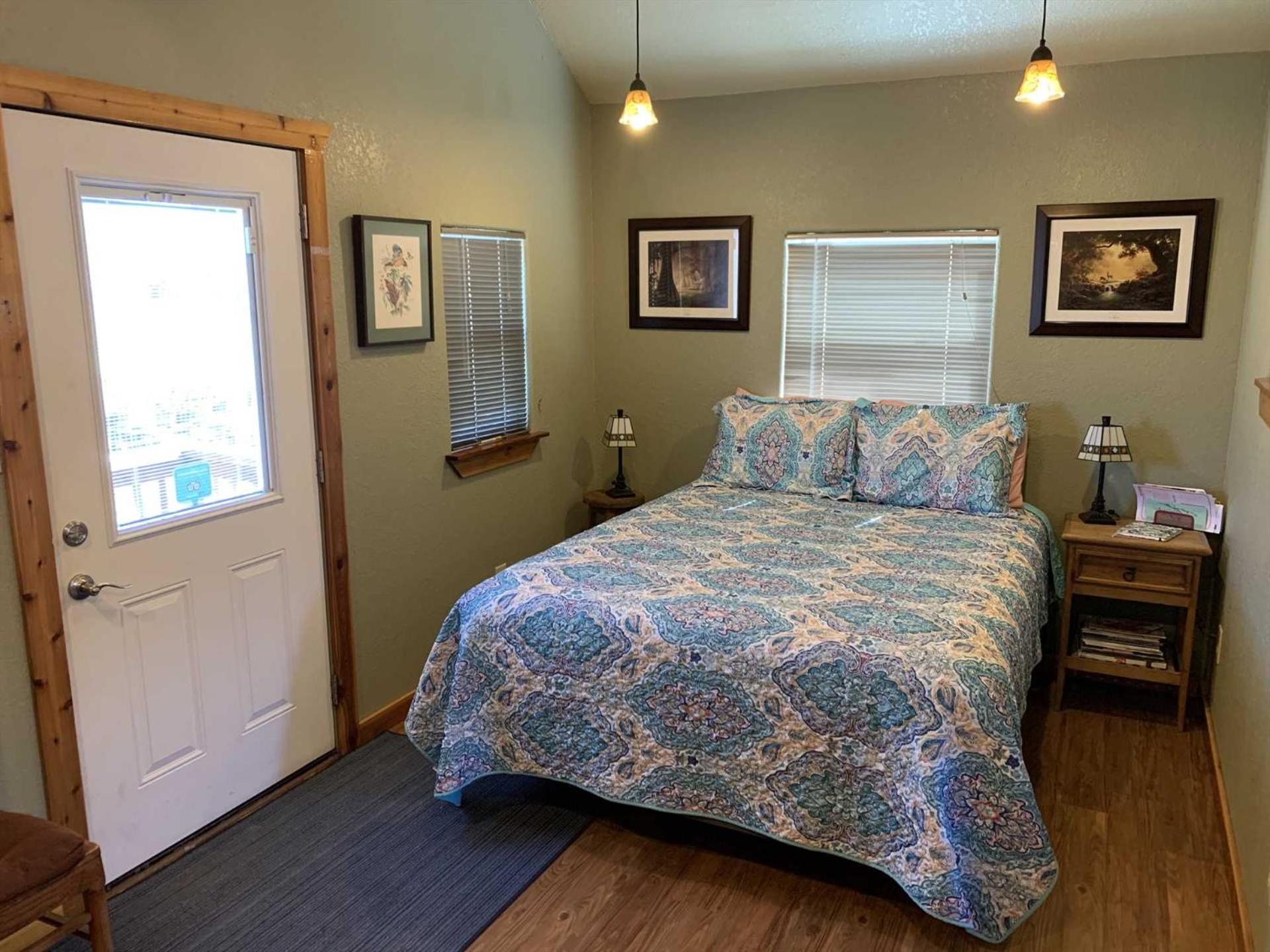 Bandera Stronghold - Red Cloud Cabin view 4