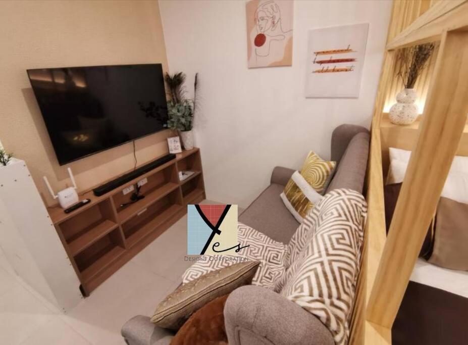 Chic and Cozy Place at Matina Enclaves in Davao City view 4
