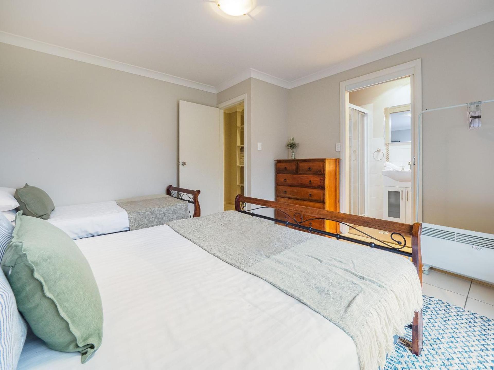 3A Kunama - 4BR House l Central Location l Aircon l WiFi