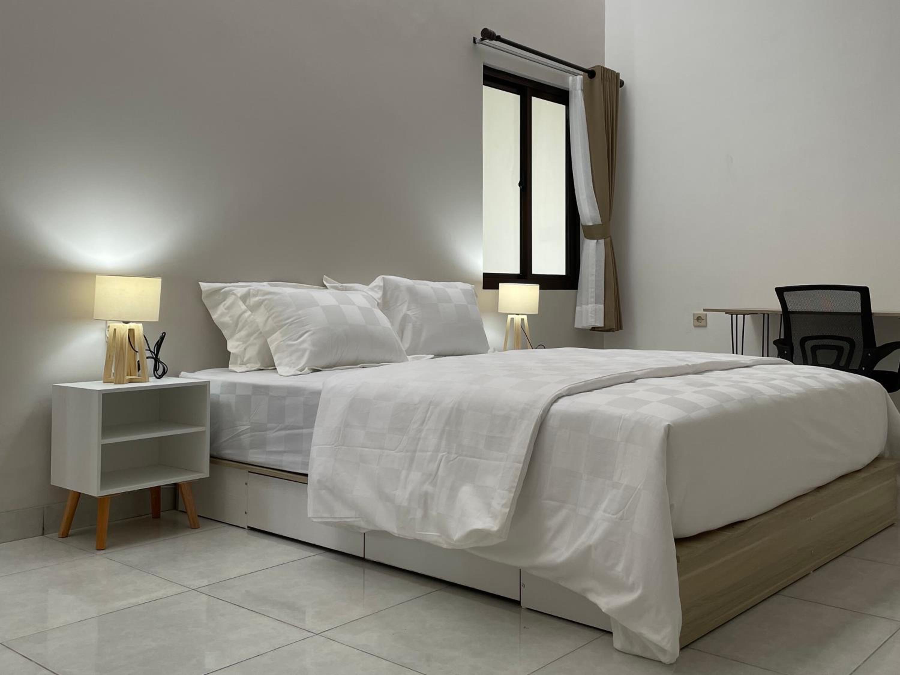 9 Residence Guesthouse Syariah Cilandak