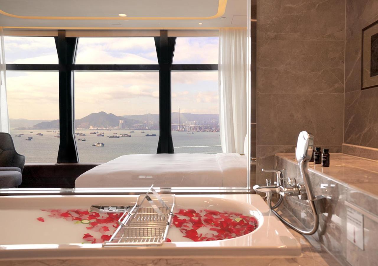 Oasis Aurum 181 Hotel
