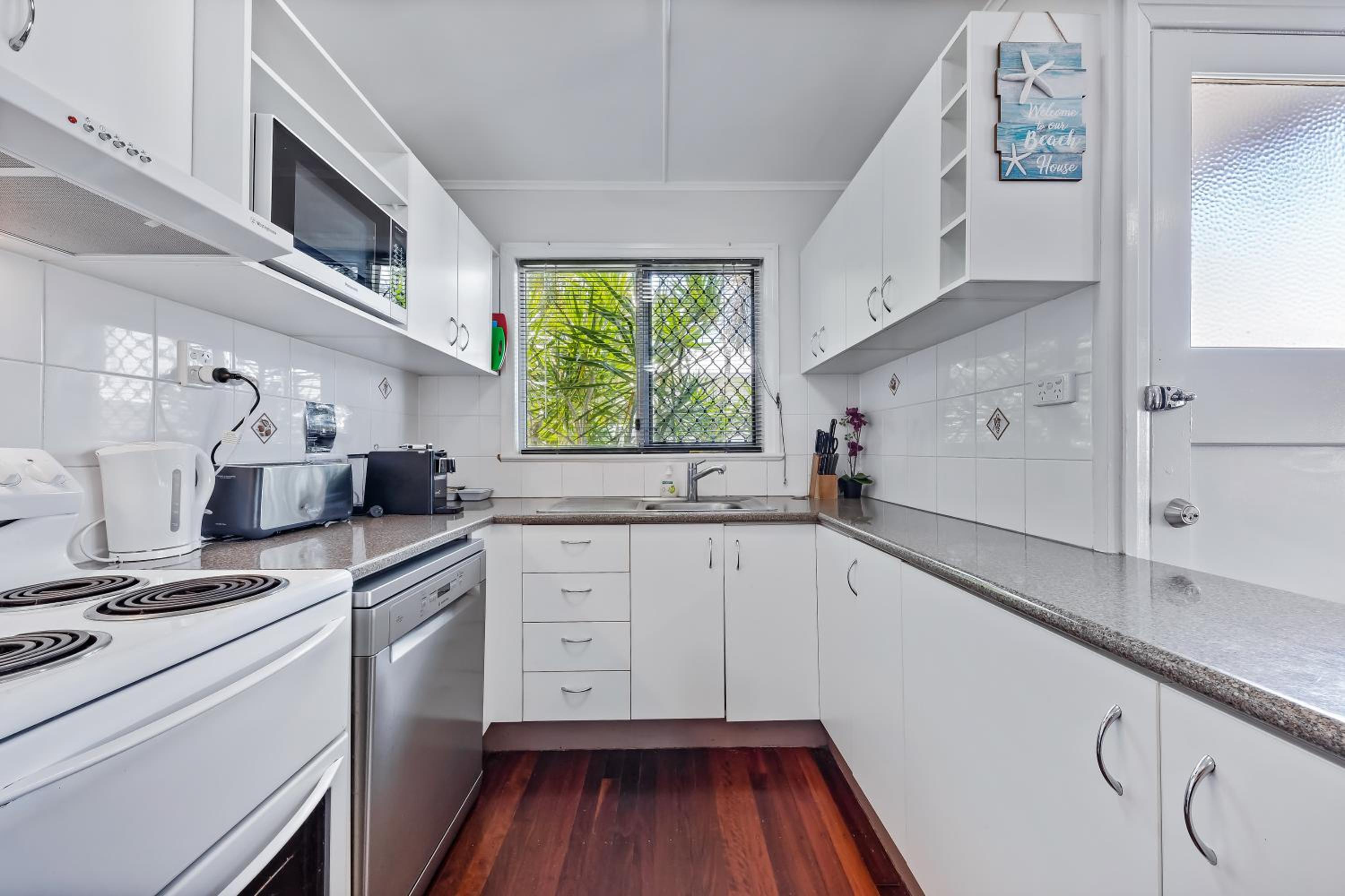 Airlie Beach Vacations - Airlie Getaway - Airlie Beach - Property Image 15