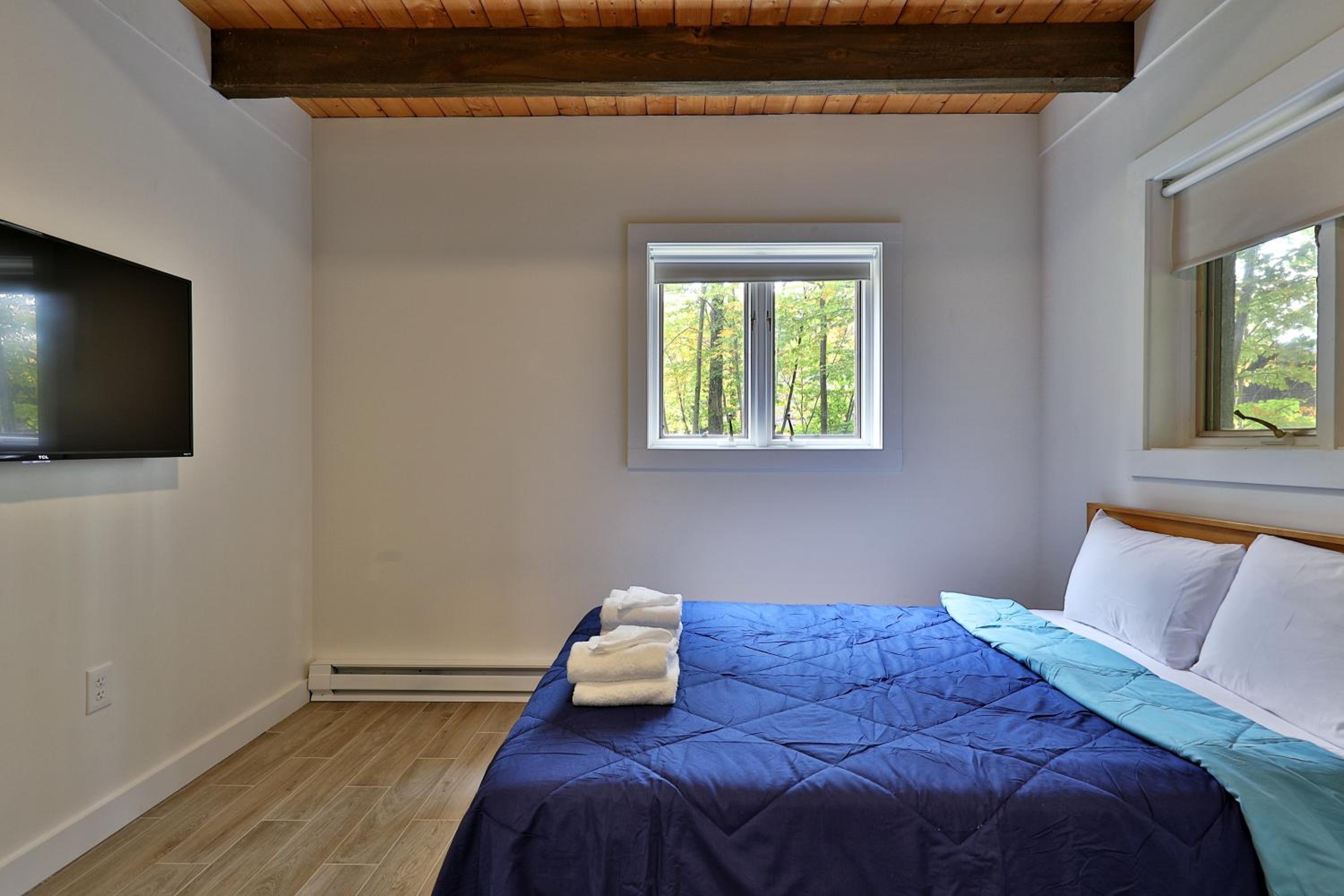 Left Duplex Home Directly Across From Pico Mountain, Close to Killington, home