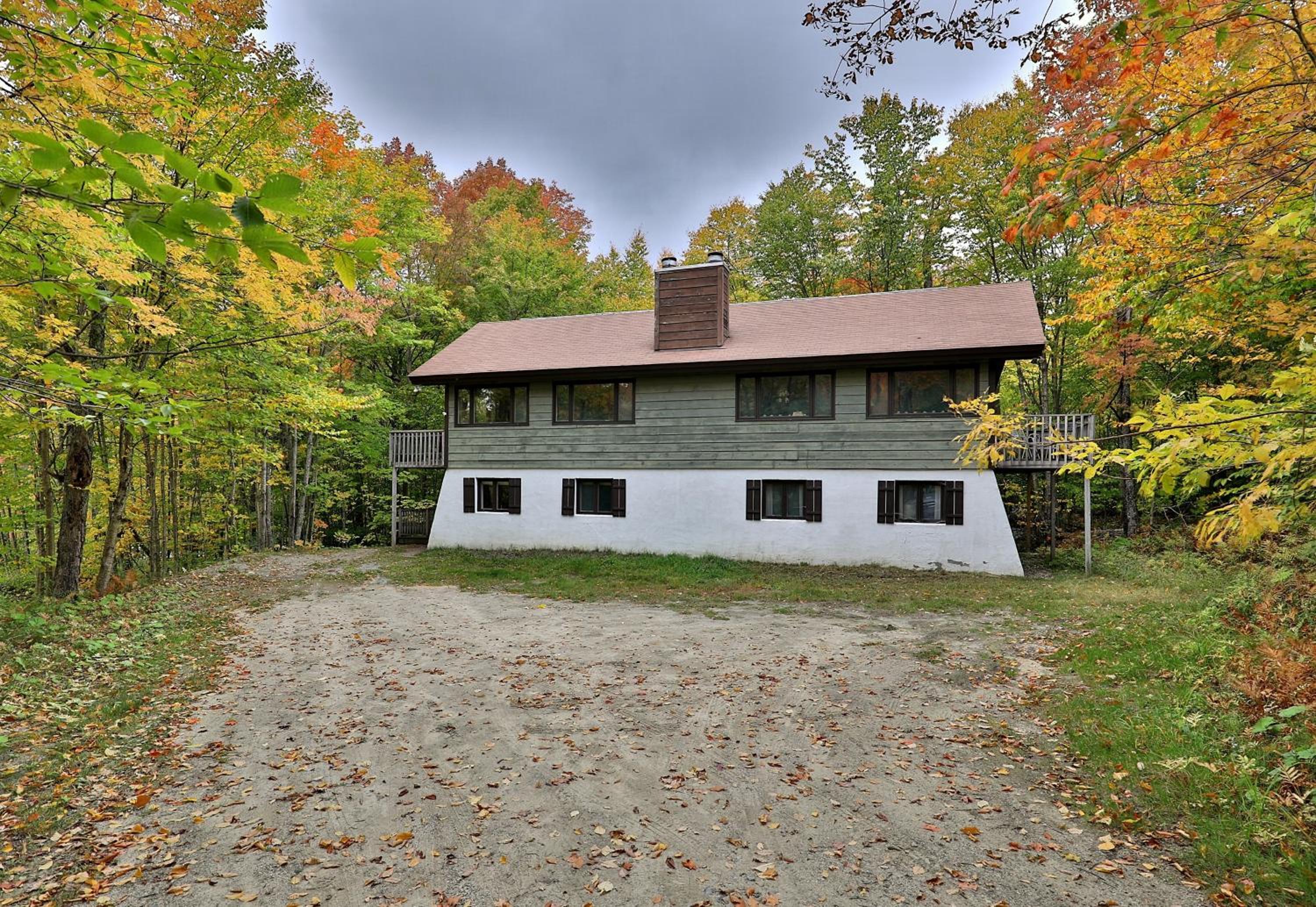 Left Duplex Home Directly Across From Pico Mountain, Close to Killington, home