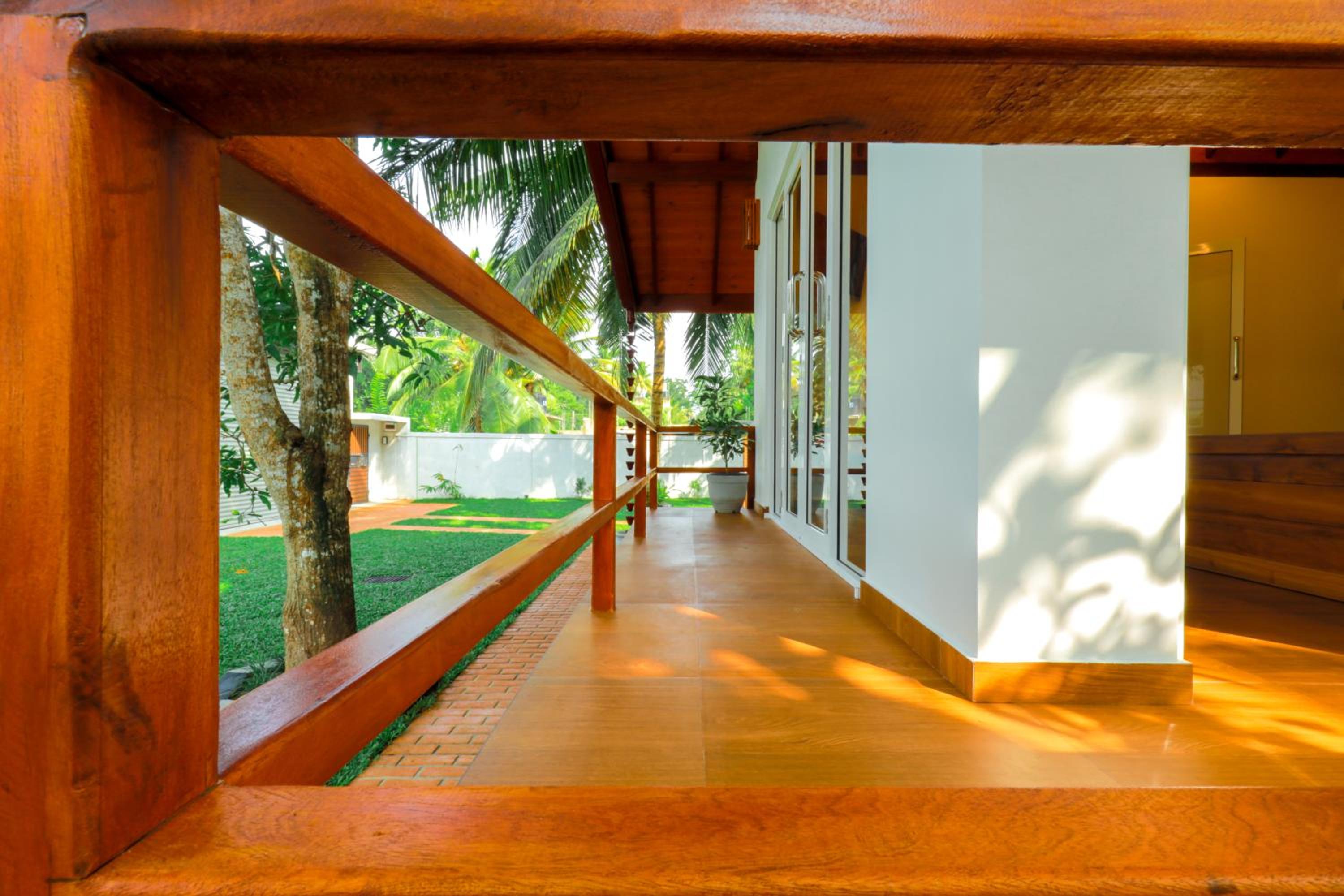 Kurumba Luxury Cabin