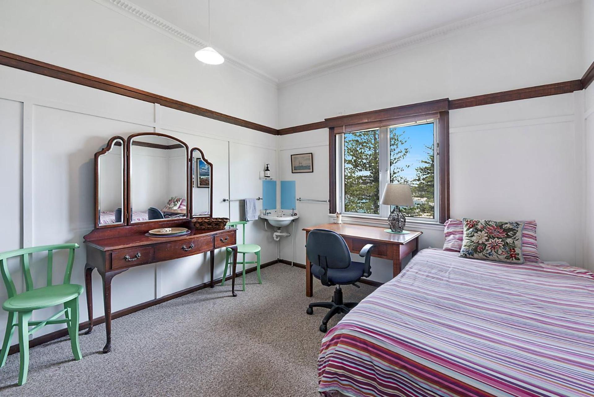 35 Wilson Avenue Dicky Beach QLD