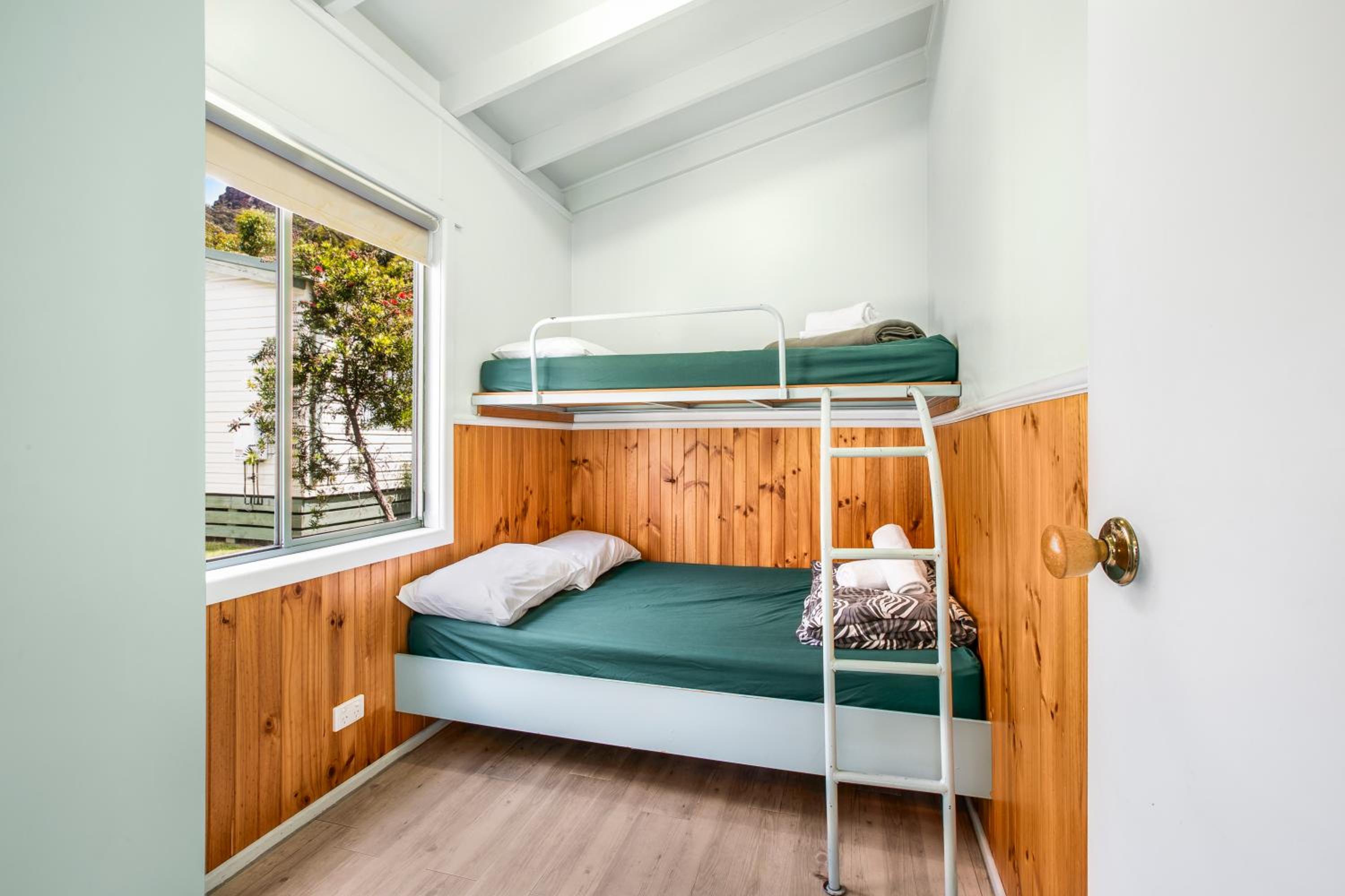 Breeze Holiday Parks - Halls Gap