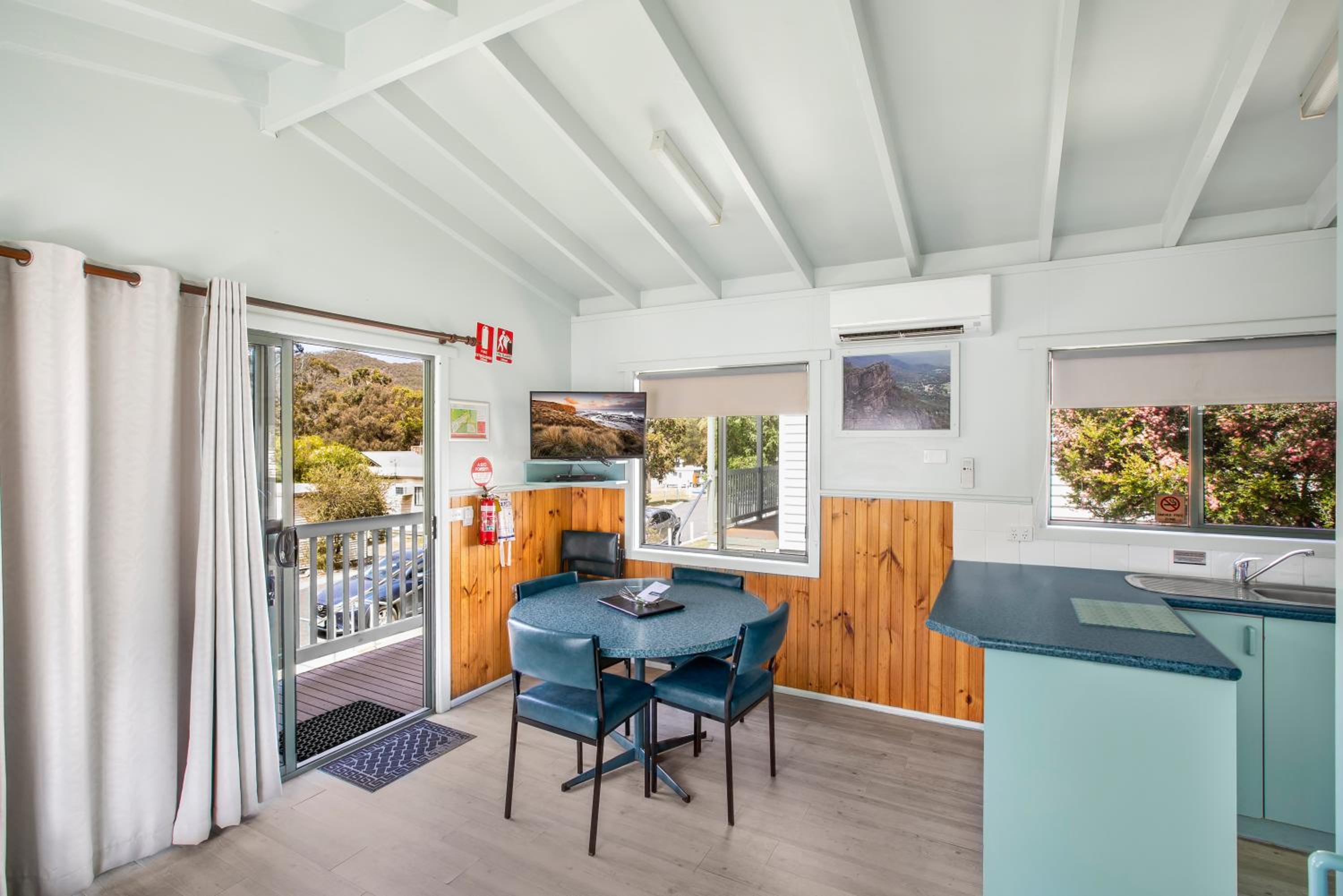 Breeze Holiday Parks - Halls Gap