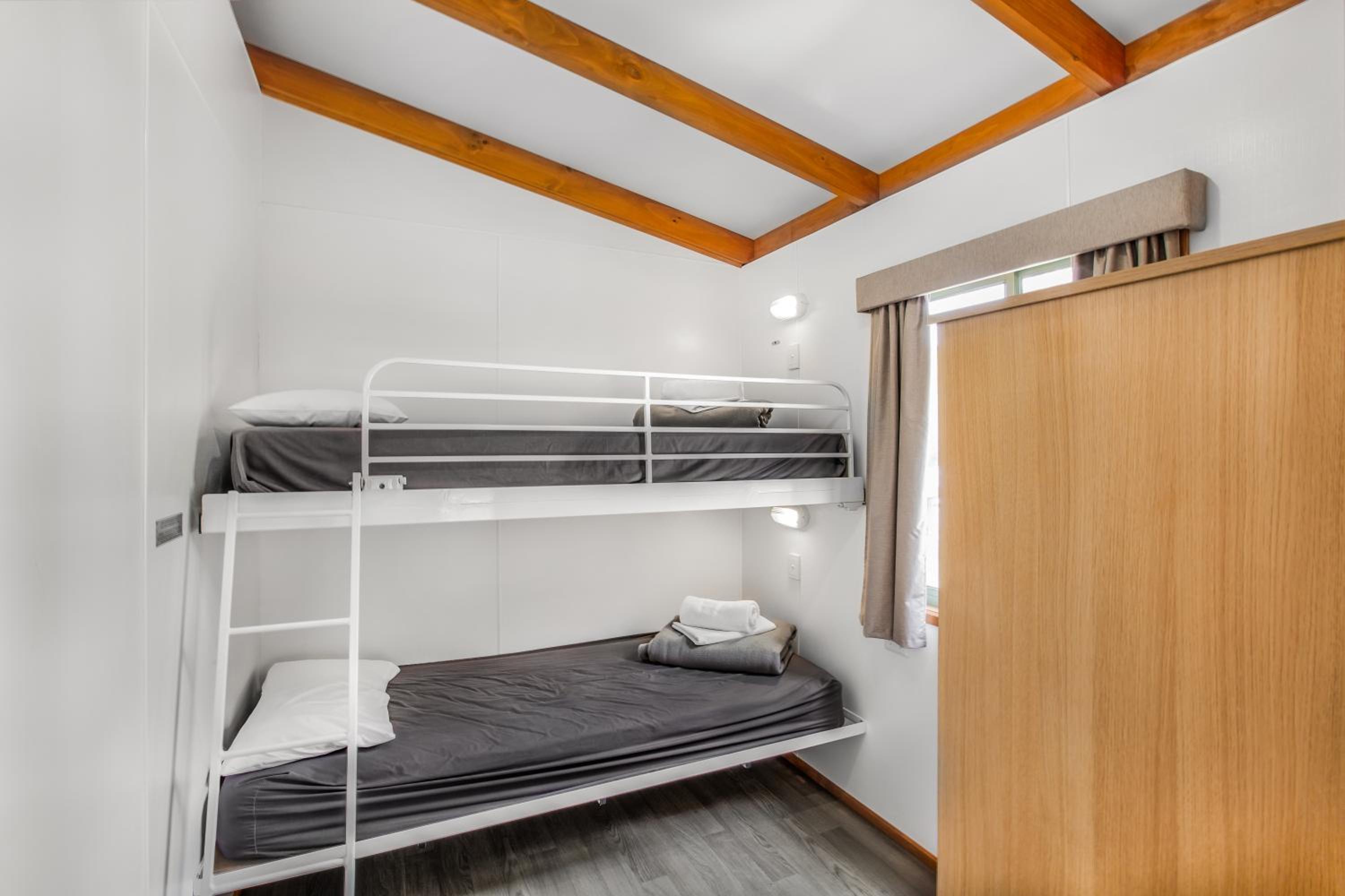 Breeze Holiday Parks - Halls Gap
