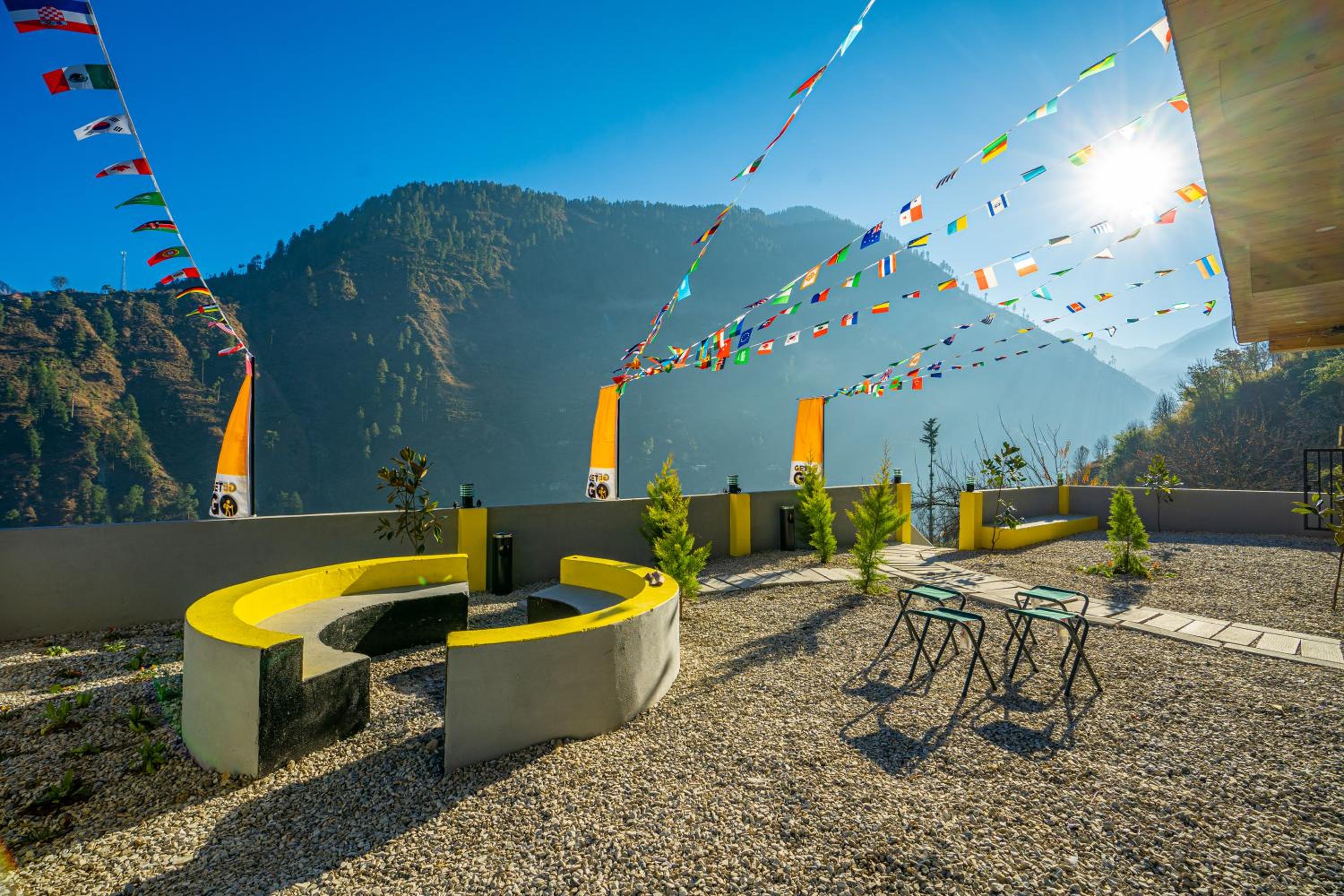 The Hosteller Tirthan Valley view 2