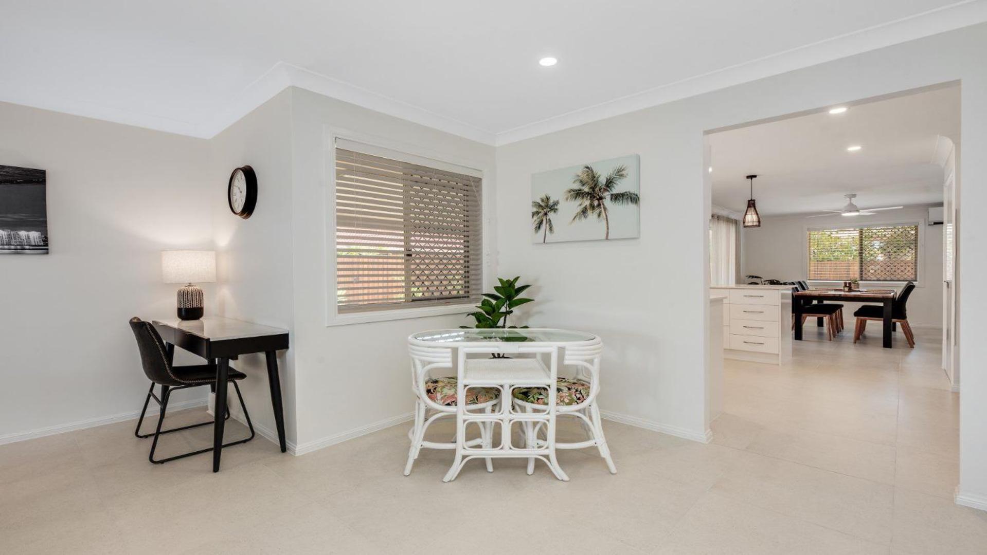 5 Bullando Street Warana QLD