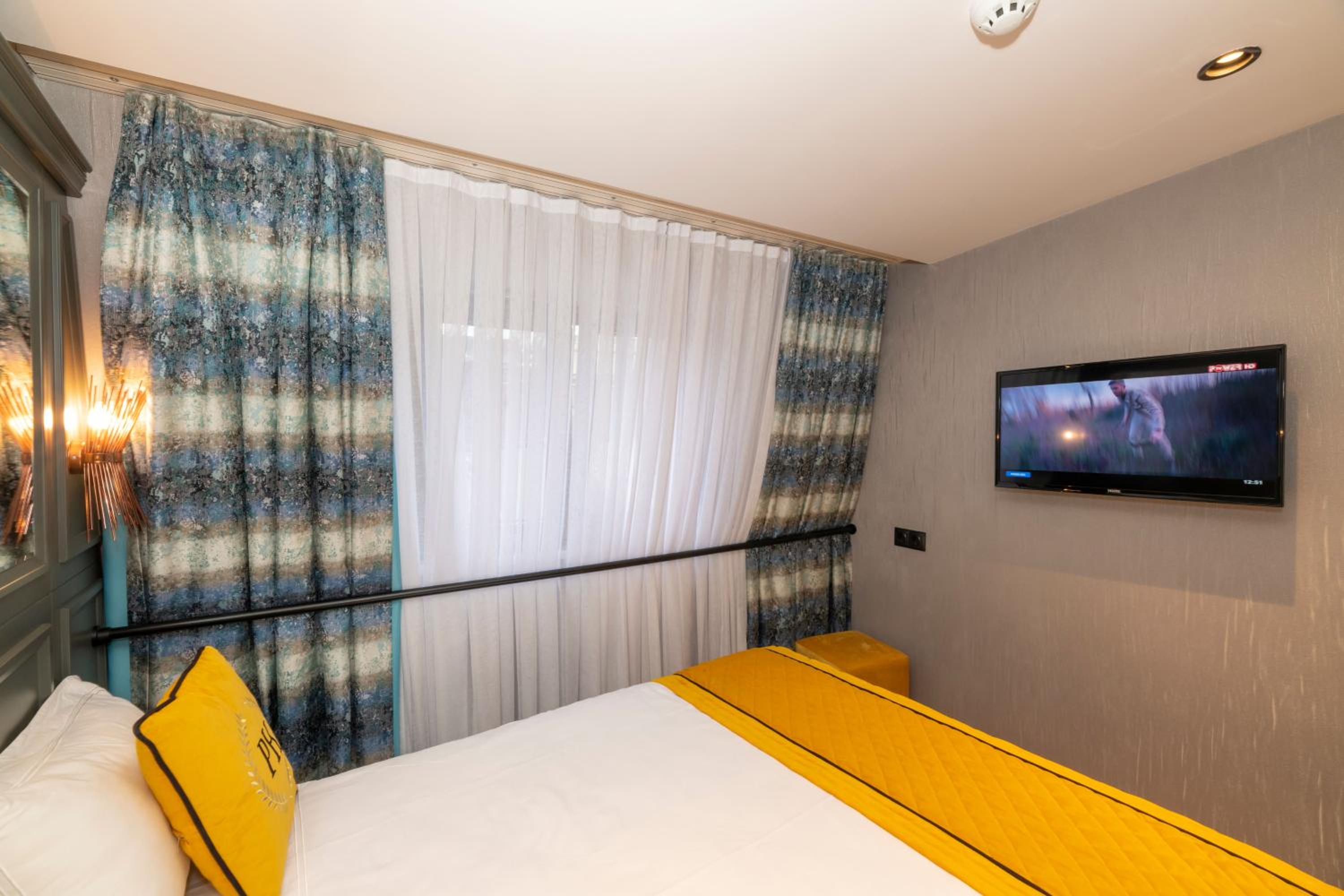 Peri Otel Taksim - Image 11