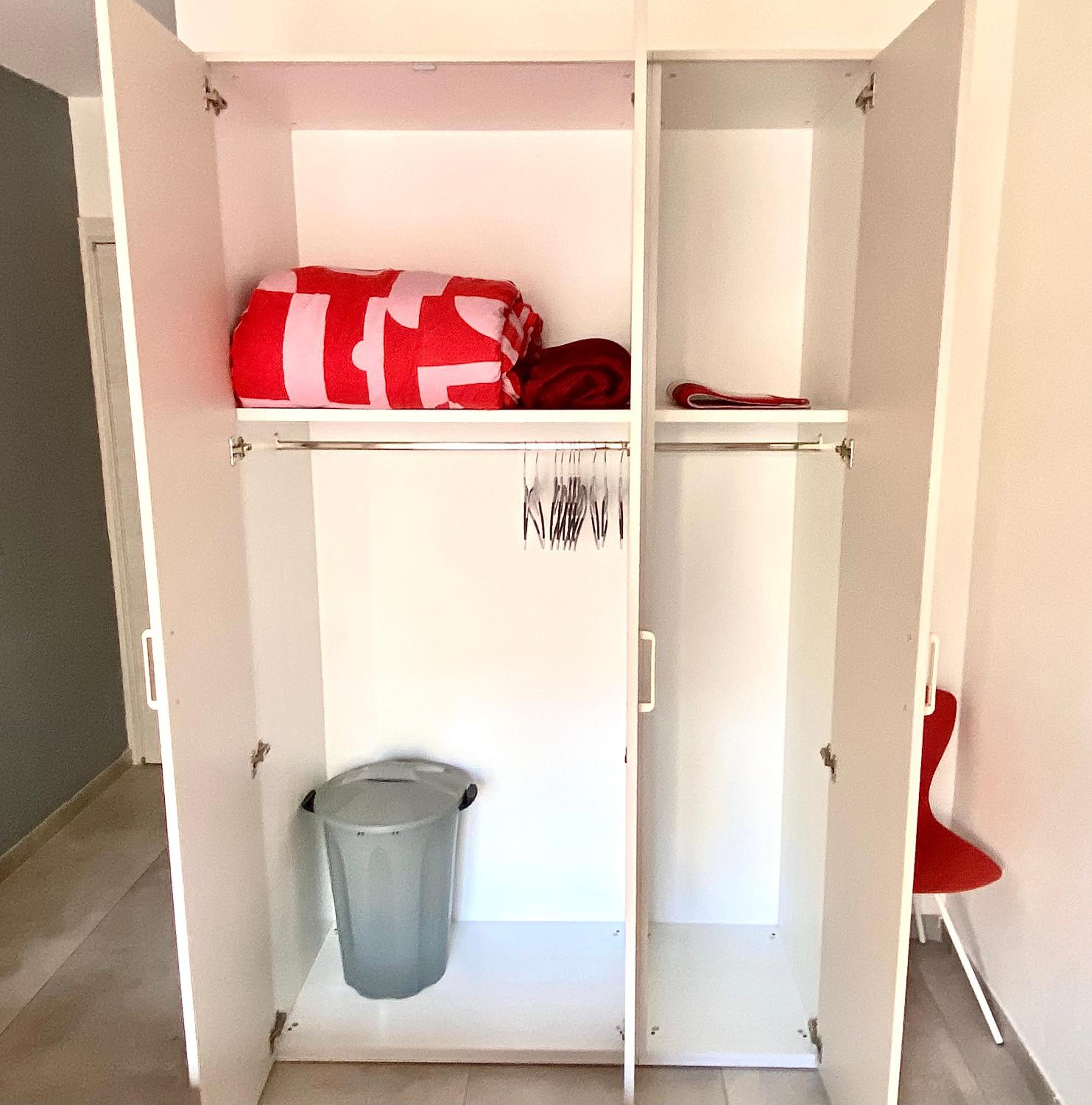 Central Private En-Suite with Balcony in shared residence