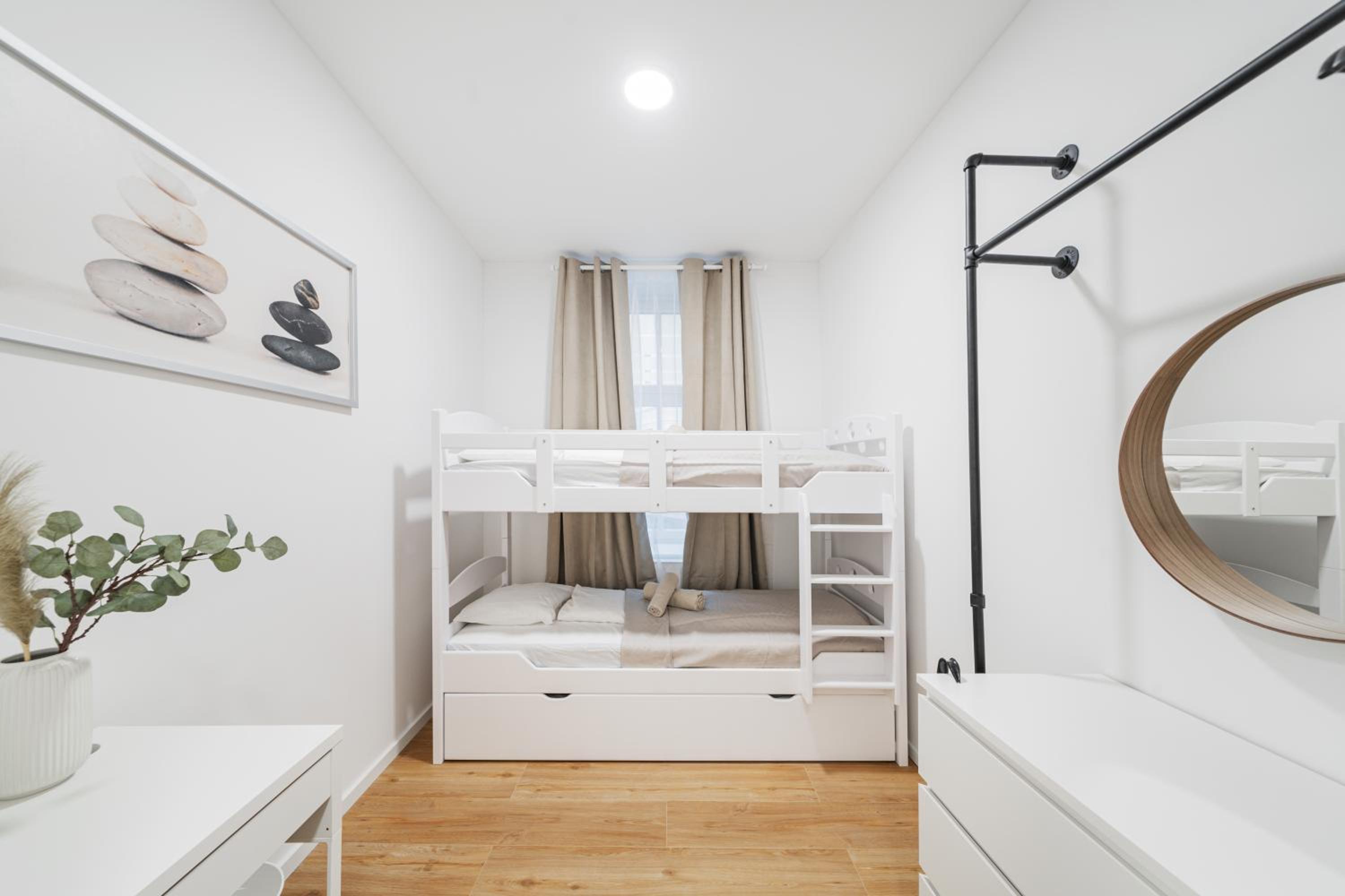 Central City Rooms by Home2