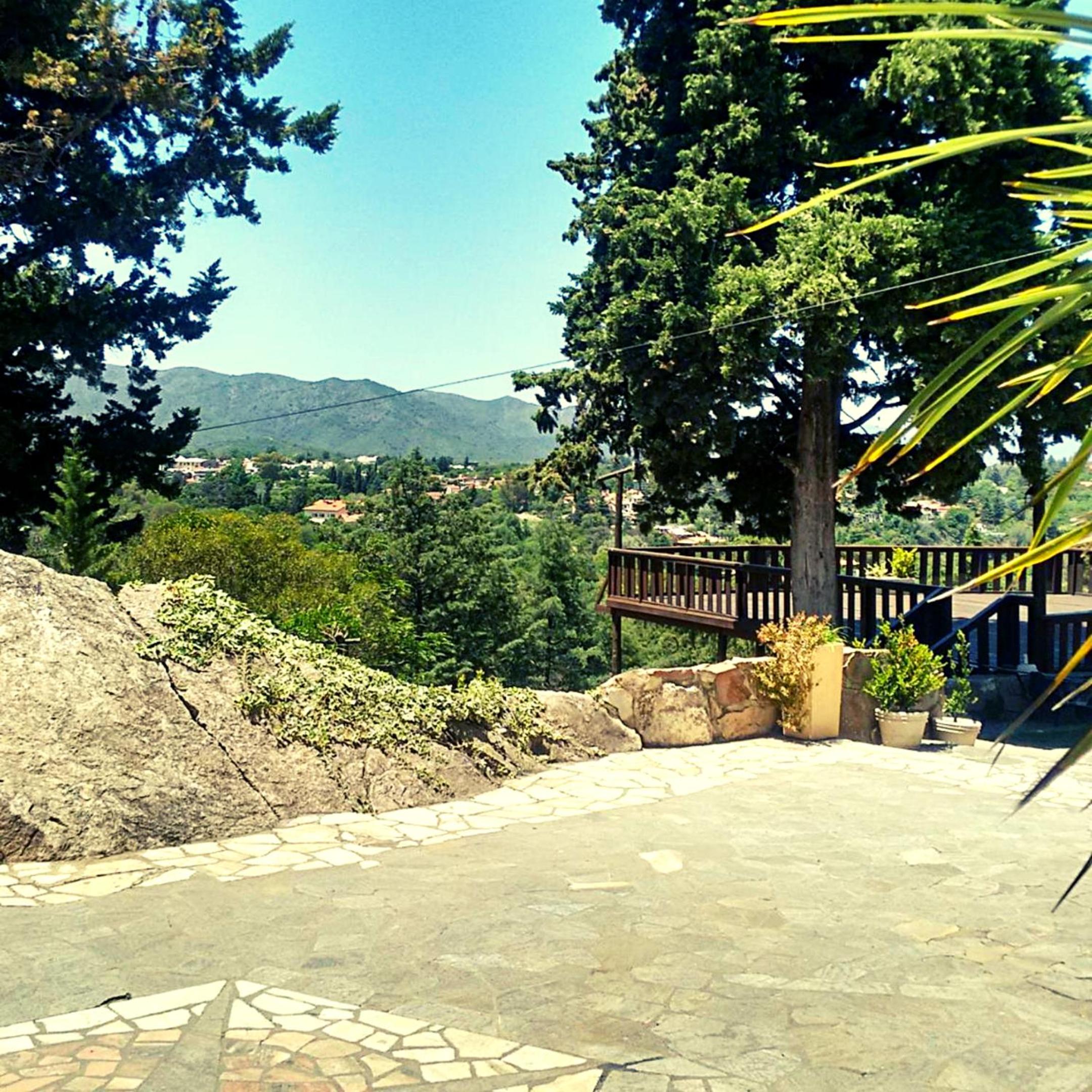 Complejo Turístico Peñón del Indio Enamorado