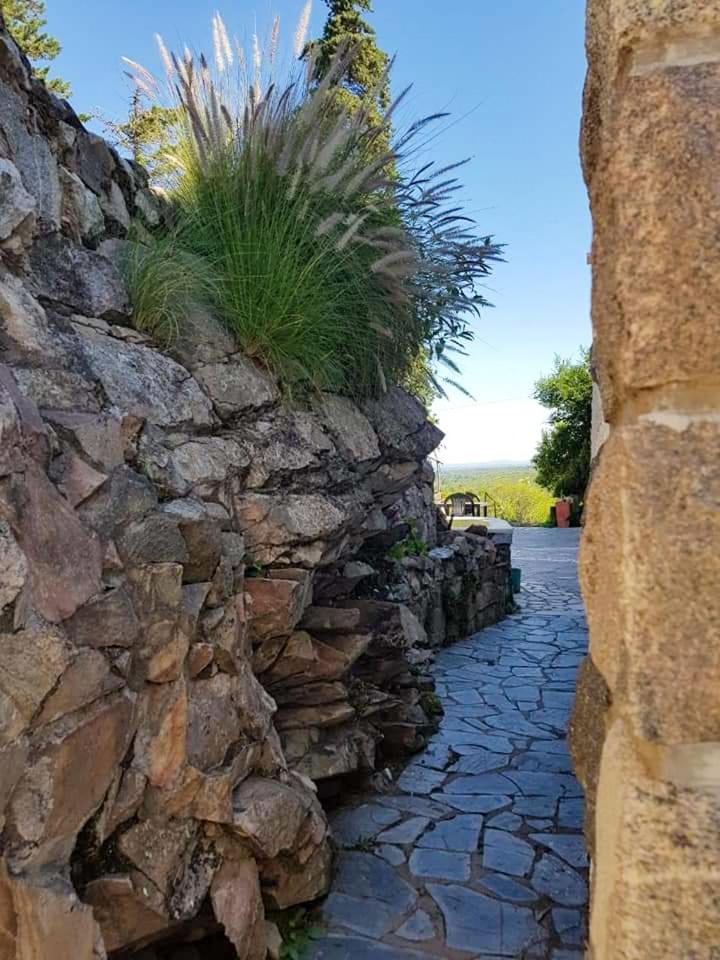 Complejo Turístico Peñón del Indio Enamorado