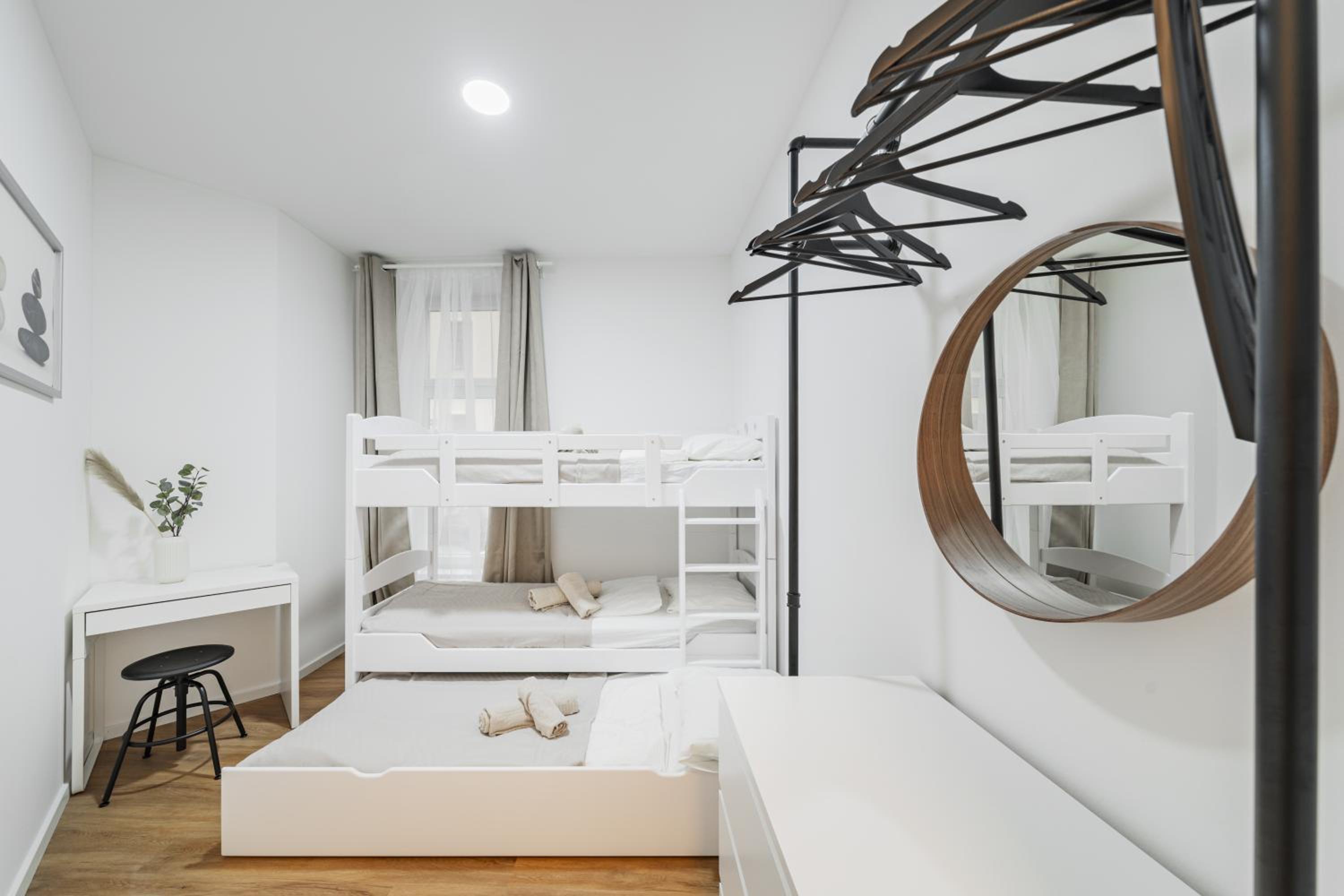 Central City Rooms by Home2