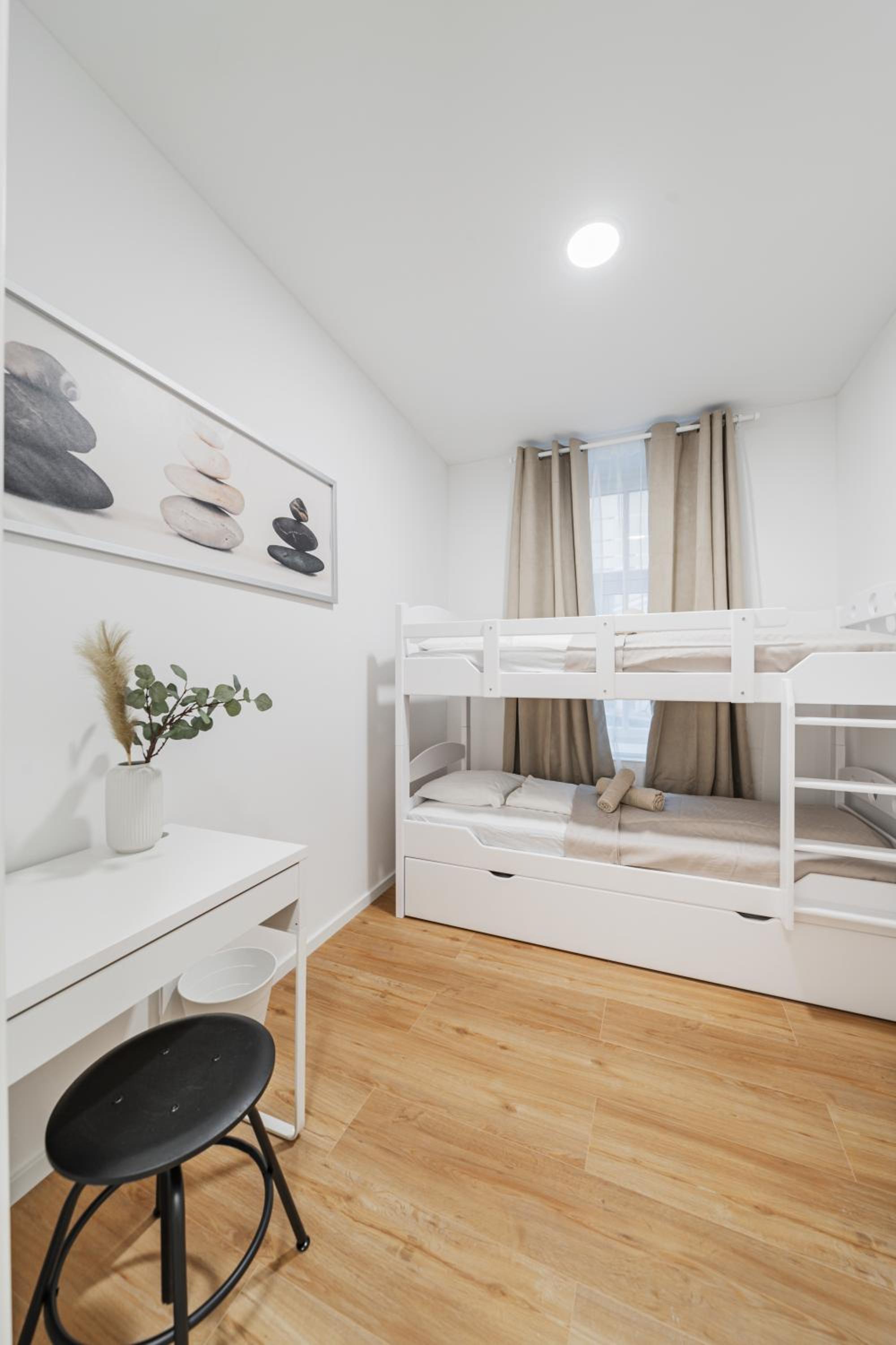 Central City Rooms by Home2