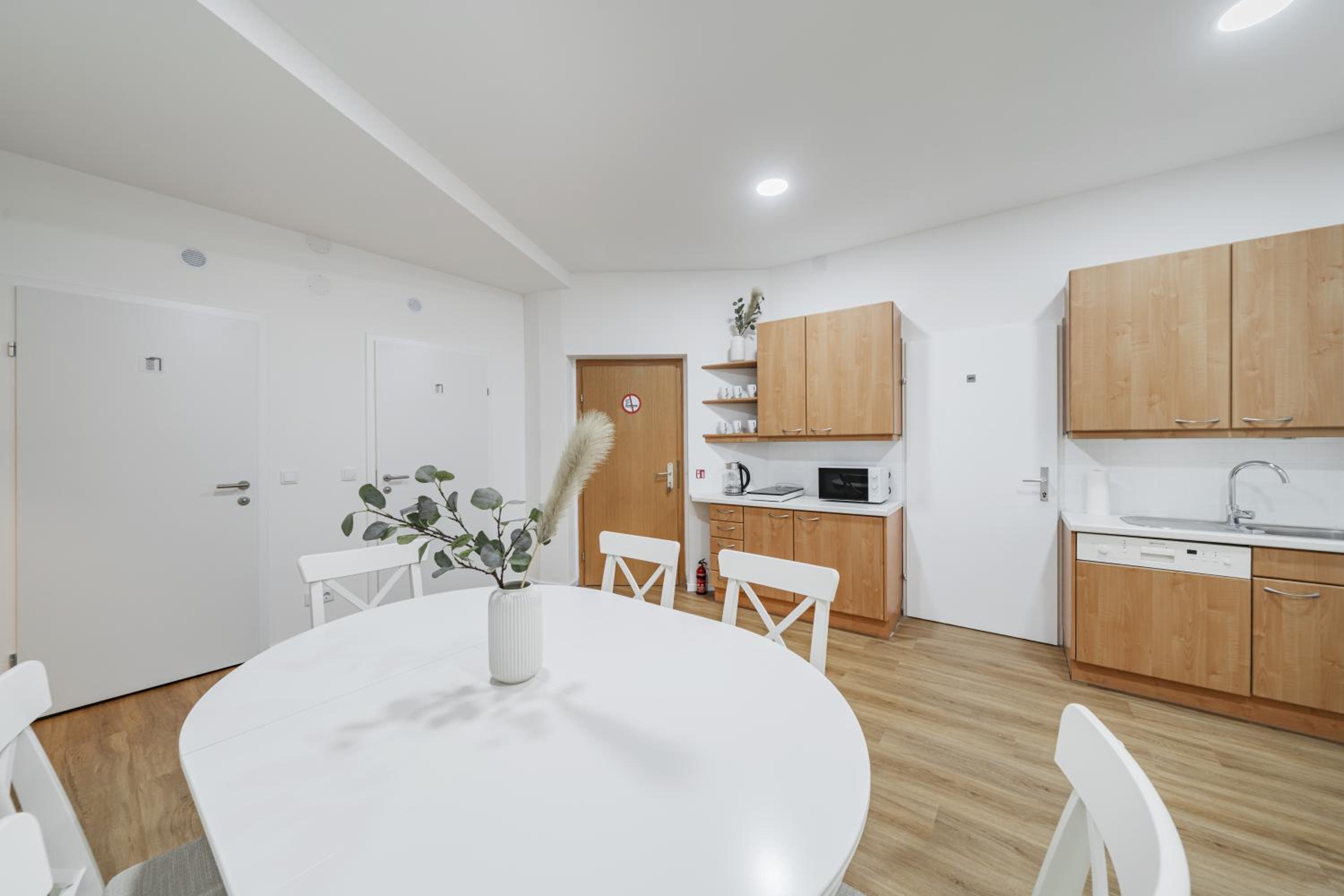Central City Rooms by Home2