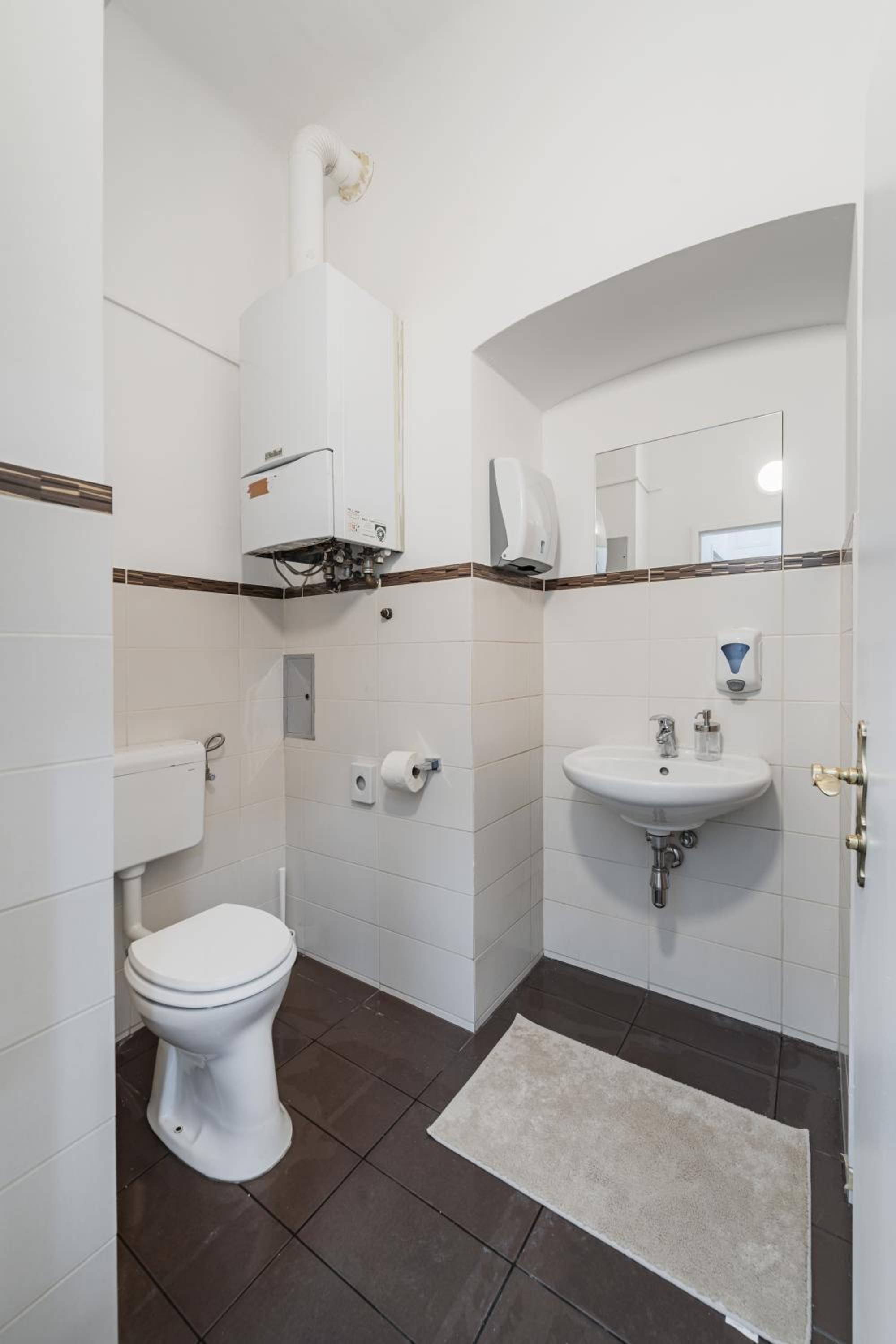 Central City Rooms by Home2