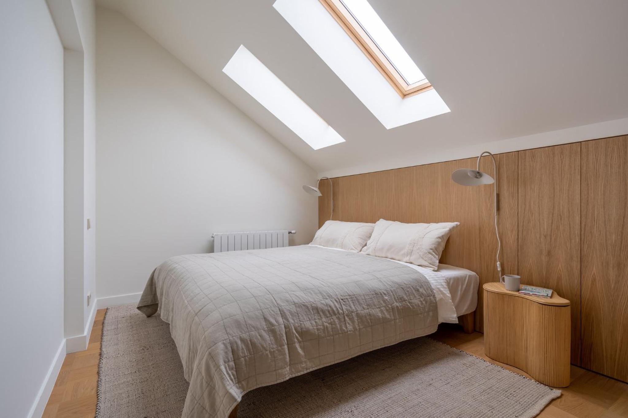 Bright Designer Apartment In City Centre view 4