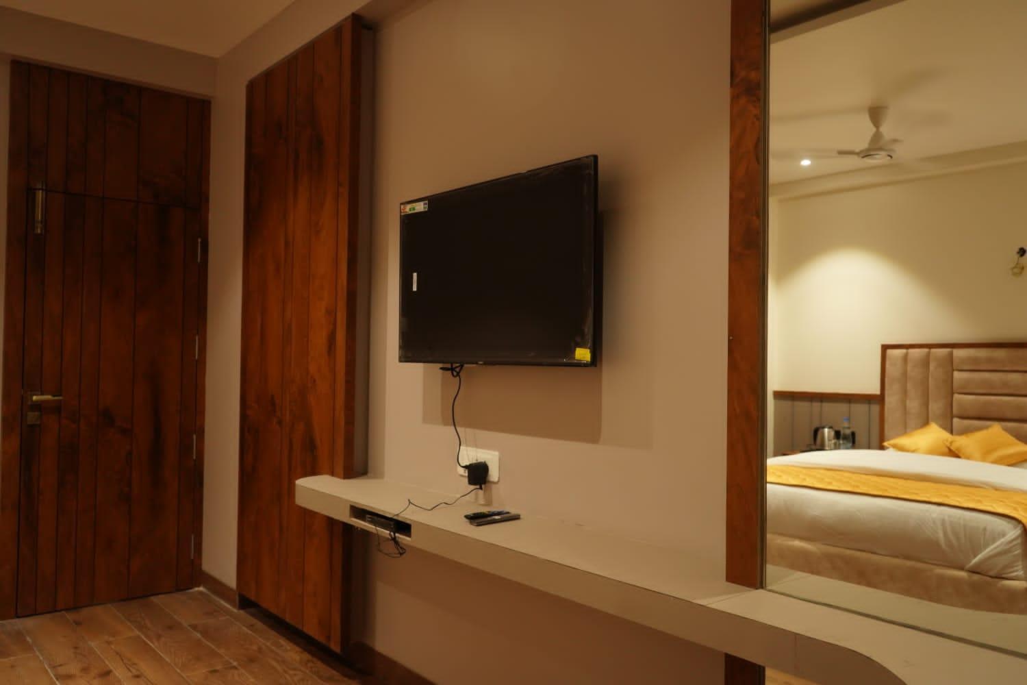 Shirdi Vacations - Sitara grand - Property Image 1