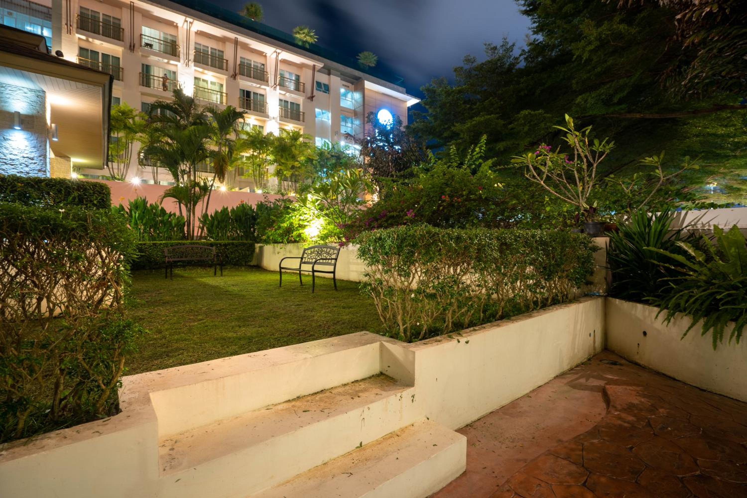 phuket villa patong beach