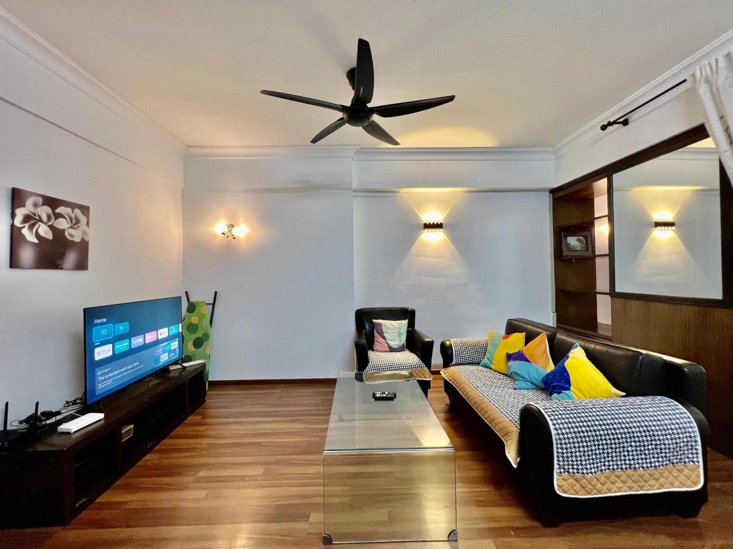 Casa Mutiara Apartments by Moonlight