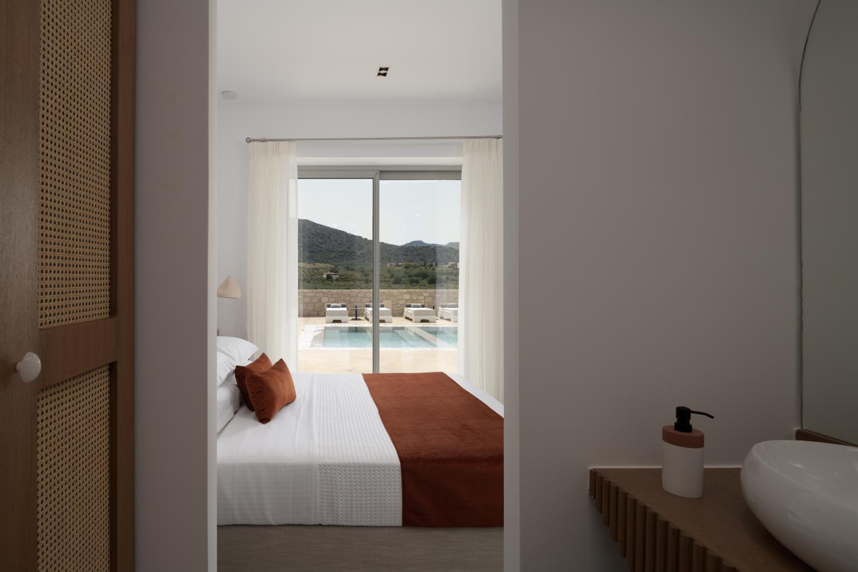 Ayali Villa II, a divine luxury homestay, By ThinkVilla