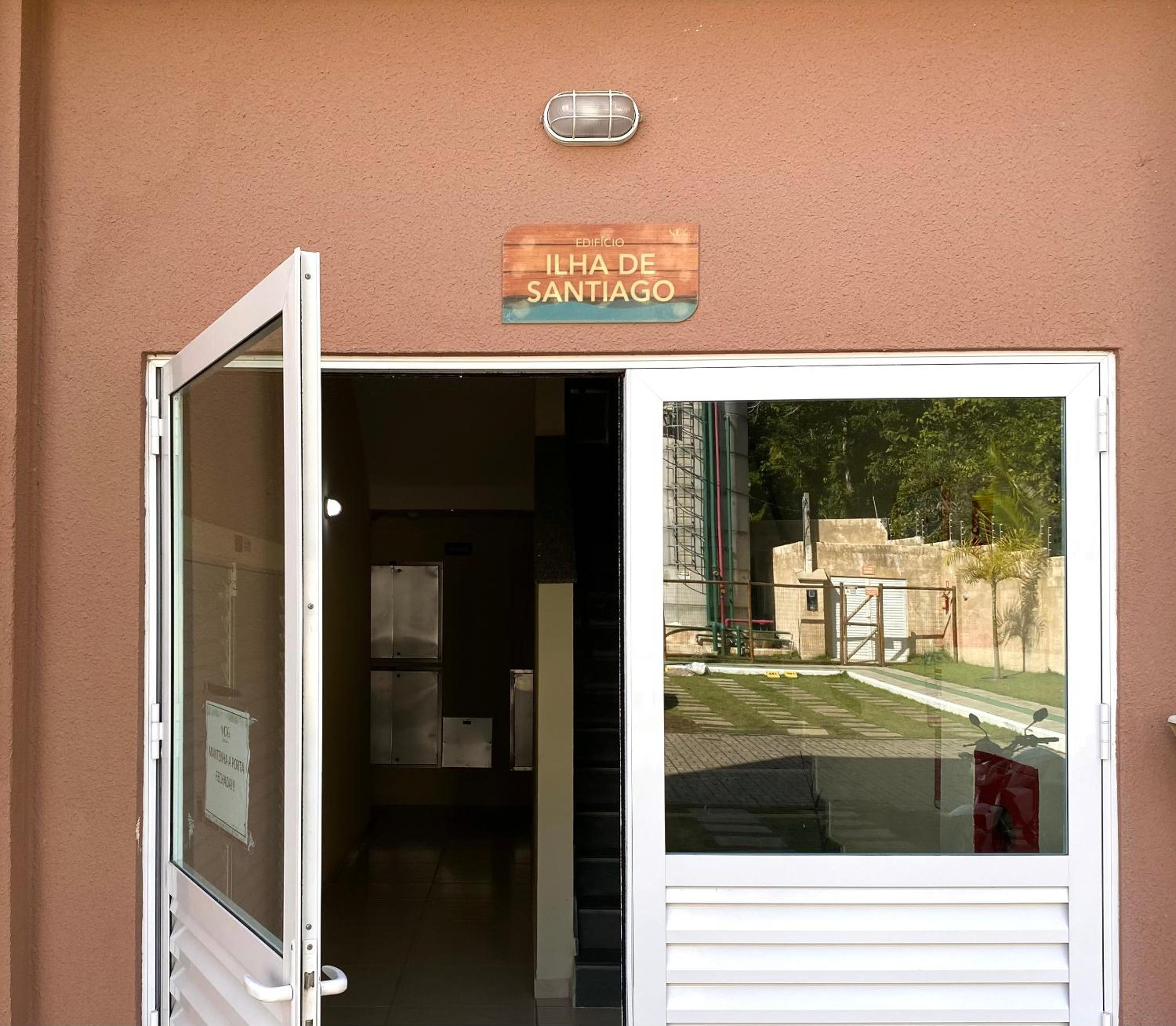 Apto térreo 2/4 a poucos metros da praia